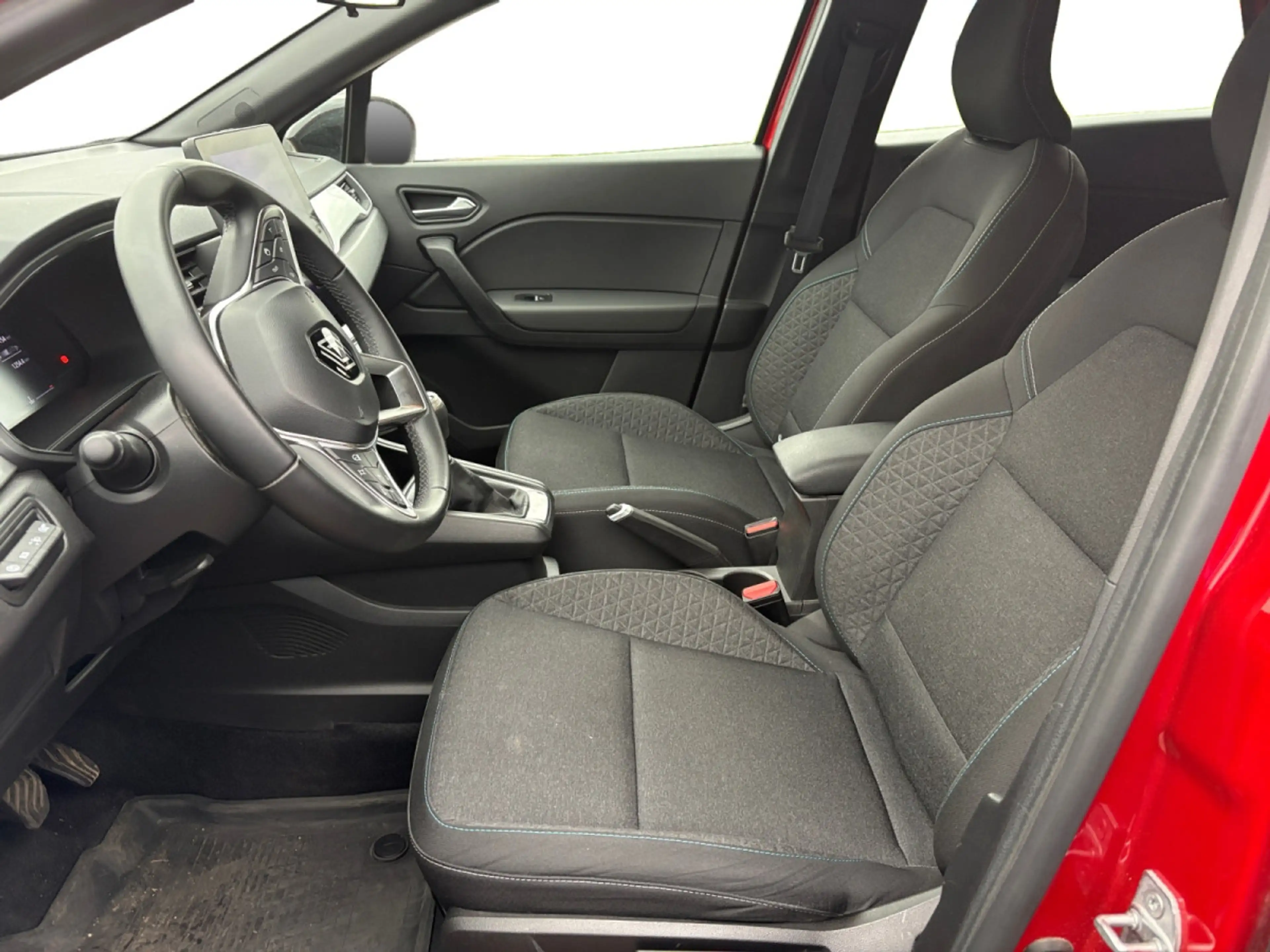 Renault Captur 1.0 TCe Evolution GPF — photo 9