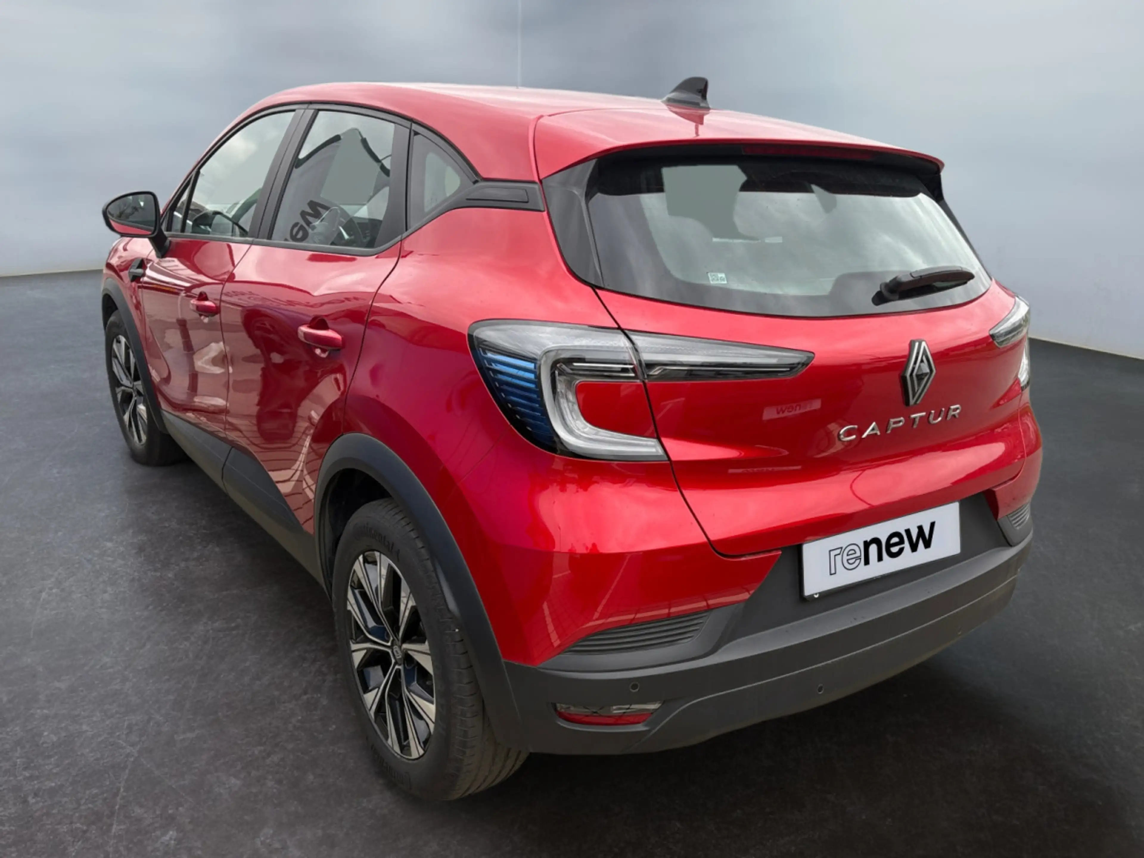 Renault Captur 1.0 TCe Evolution GPF — photo 5