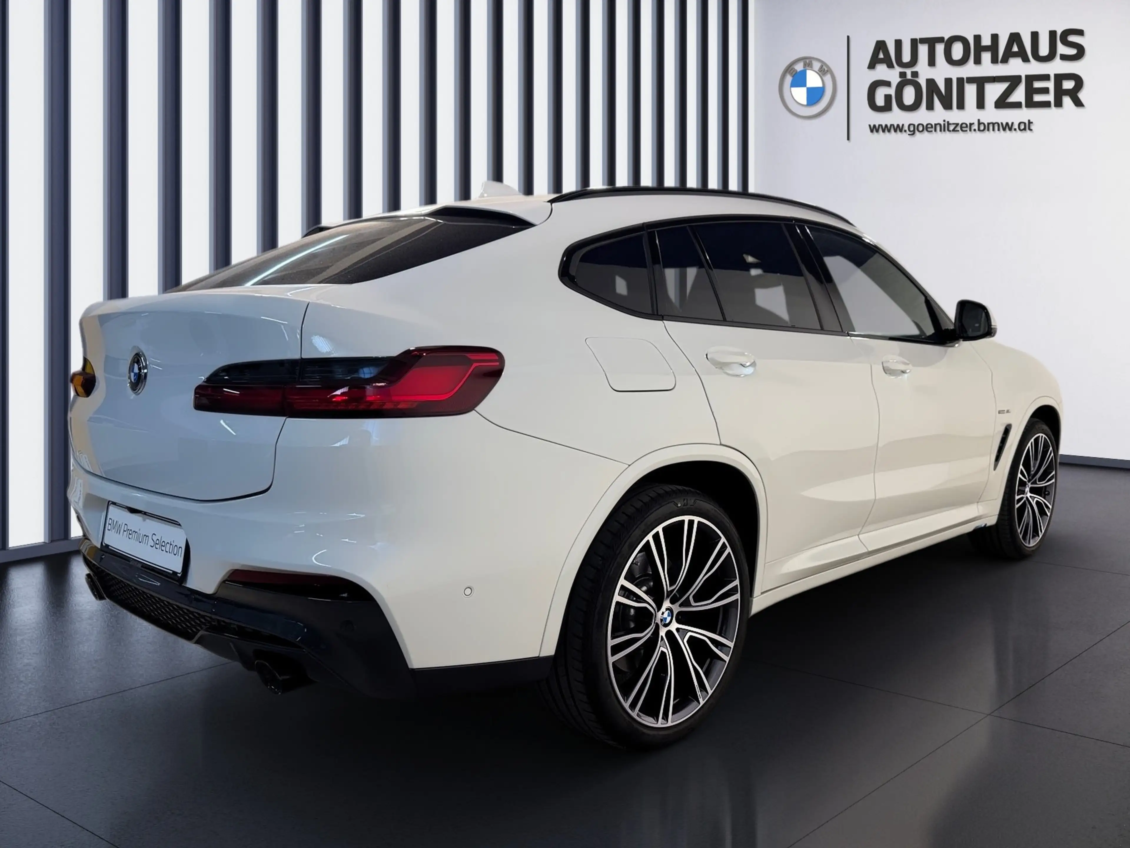 BMW X4 xDrive20d — photo 13