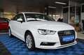 Audi A3 Limousine 1.6 TDI *AUTOMATIK*1.HAND*PDC* Weiß - thumbnail 3