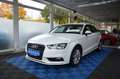 Audi A3 Limousine 1.6 TDI *AUTOMATIK*1.HAND*PDC* Weiß - thumbnail 1