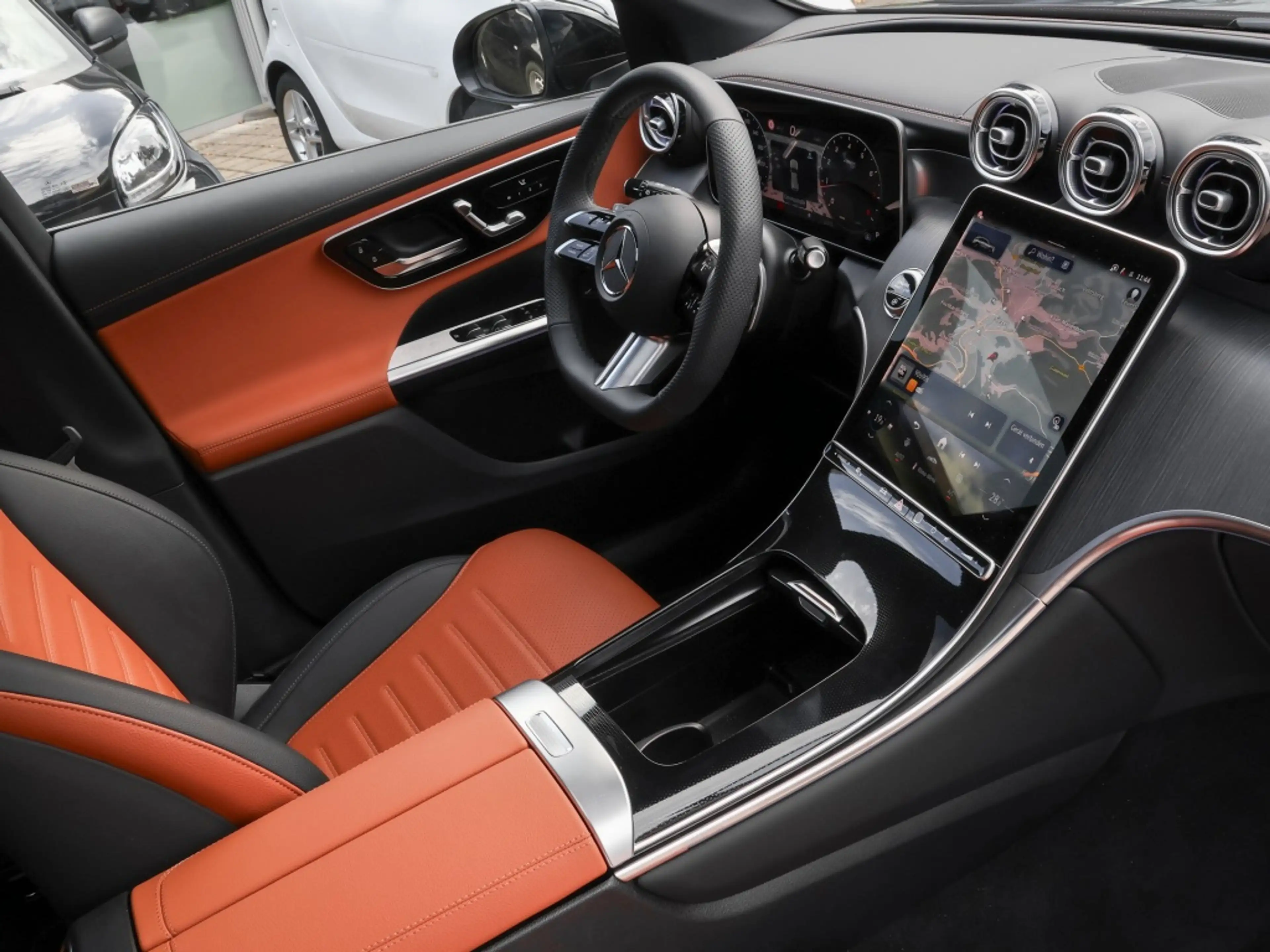 Mercedes-Benz GLC 300 4M AMG-Sport/AIRM/Pano/DIGITAL/AHK/Night — photo 4