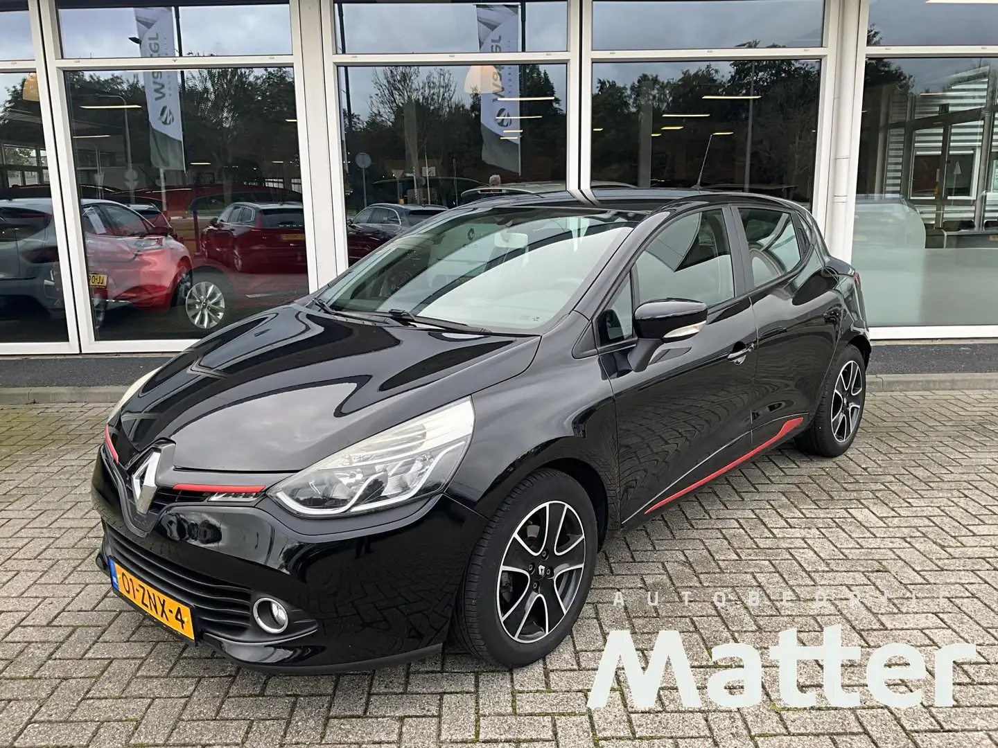 Renault Clio 0.9 TCe Expression Noir - 1