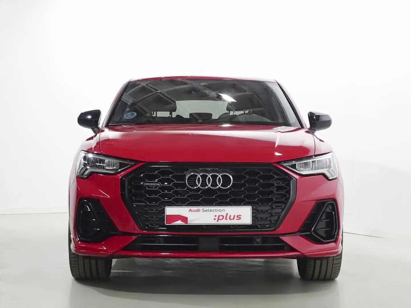 Audi Q3 Sportback 35 TDI Black line quattro S tronic Rojo - 2
