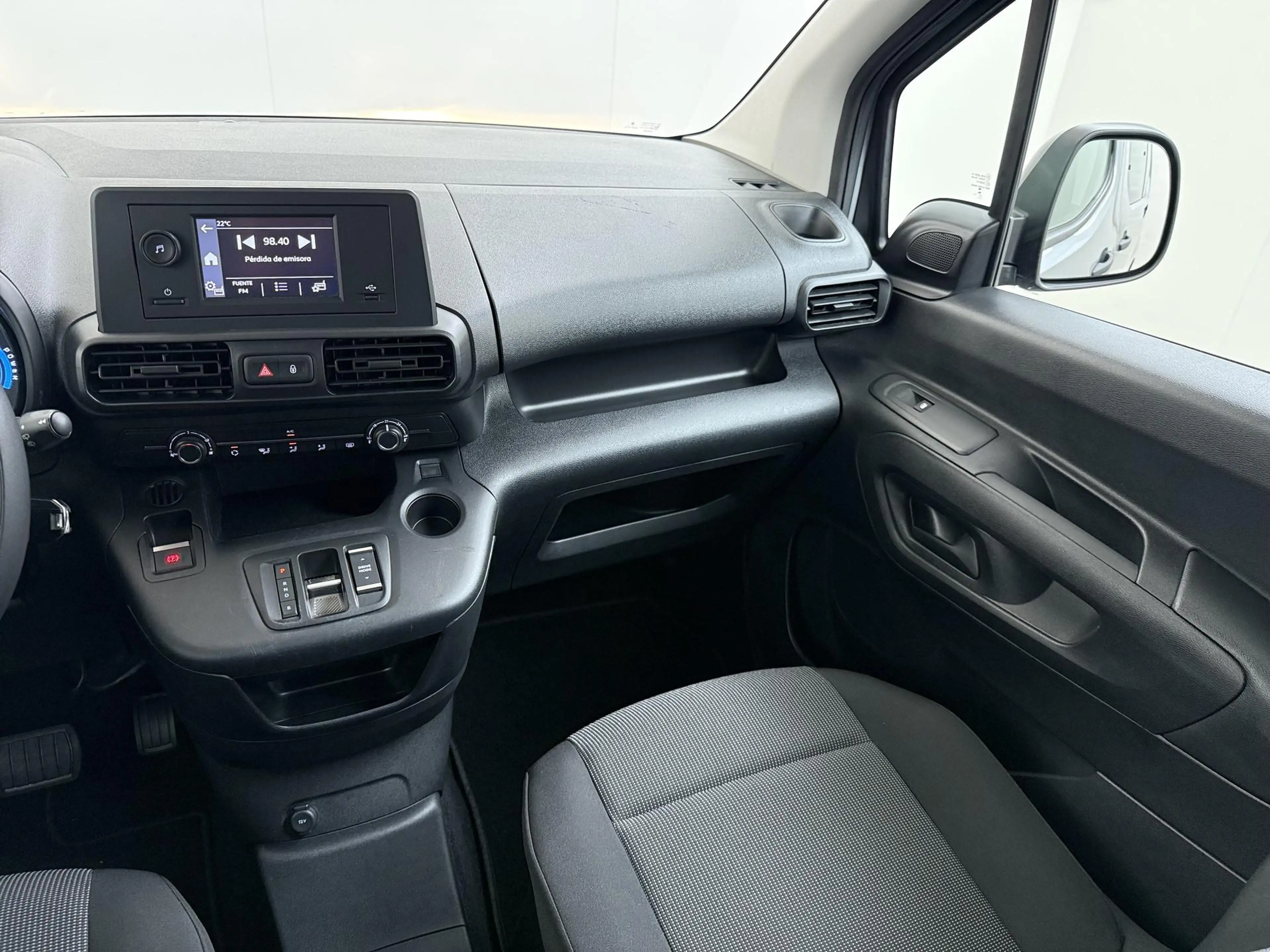 Citroen Berlingo ë-Berlingo Feel 50 kWh VAN: 26.900,- VOOR: 24.877, — photo 27