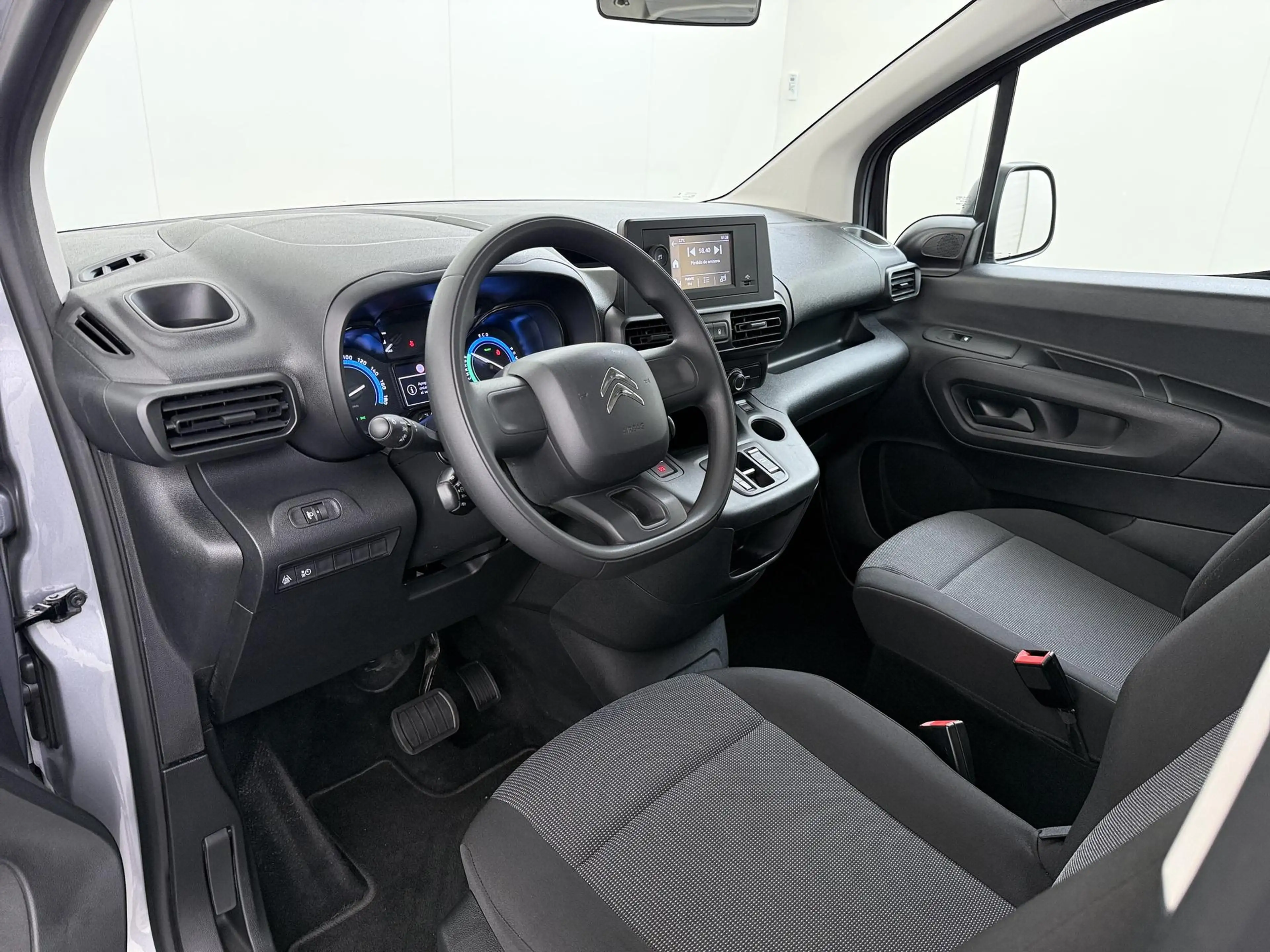 Citroen Berlingo ë-Berlingo Feel 50 kWh VAN: 26.900,- VOOR: 24.877, — photo 22