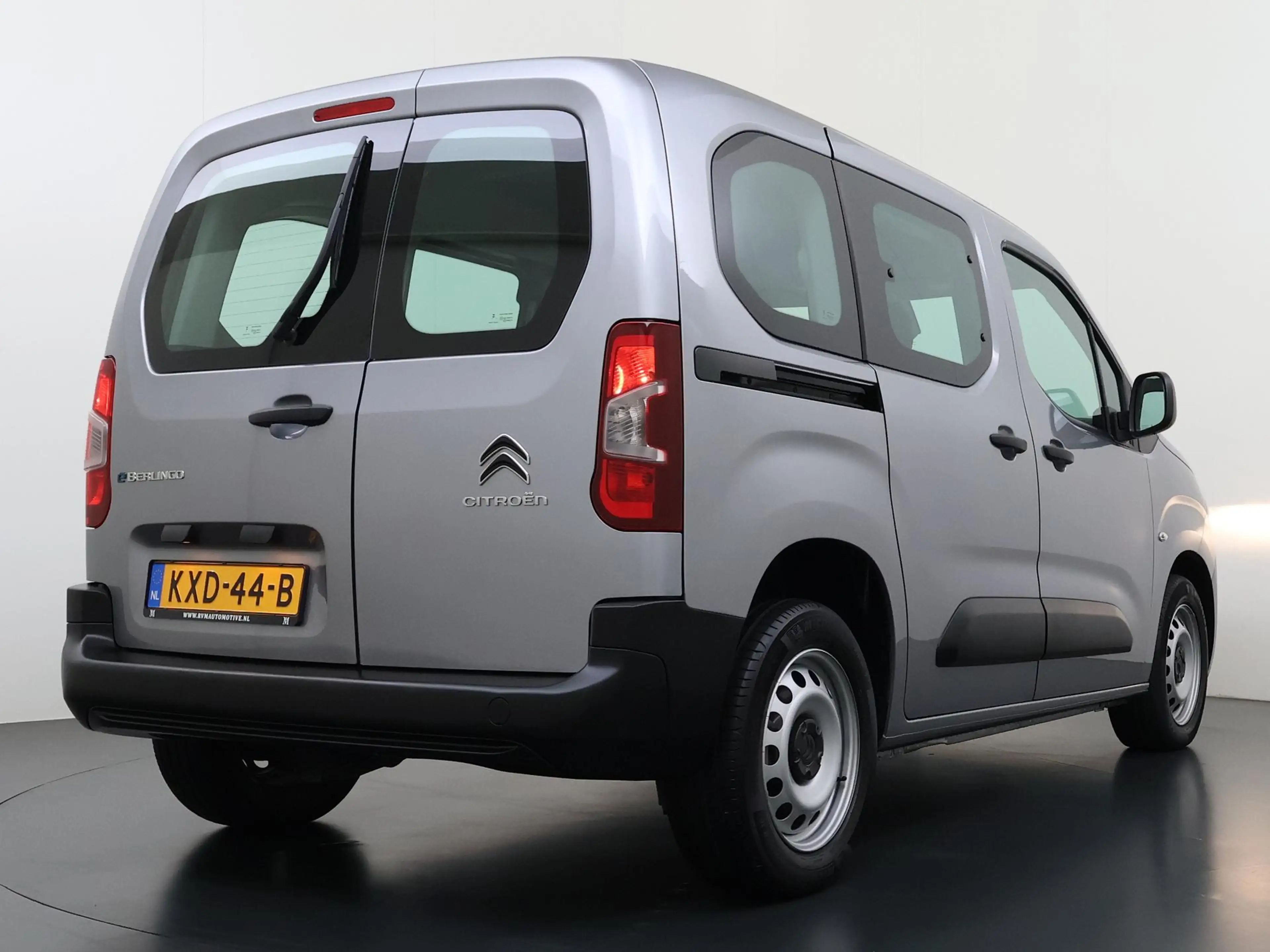 Citroen Berlingo ë-Berlingo Feel 50 kWh VAN: 26.900,- VOOR: 24.877, — photo 14