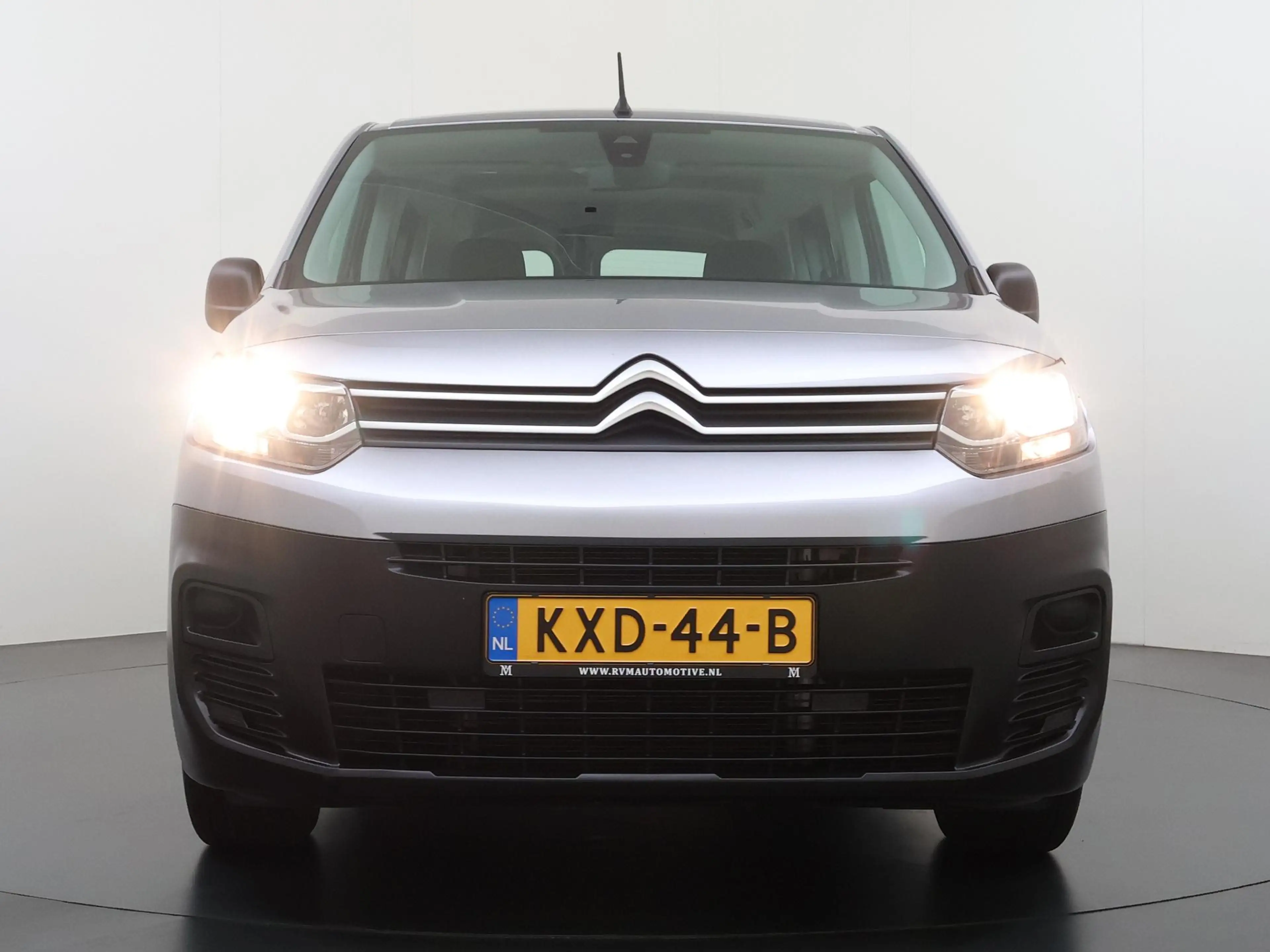 Citroen Berlingo ë-Berlingo Feel 50 kWh VAN: 26.900,- VOOR: 24.877, — photo 10