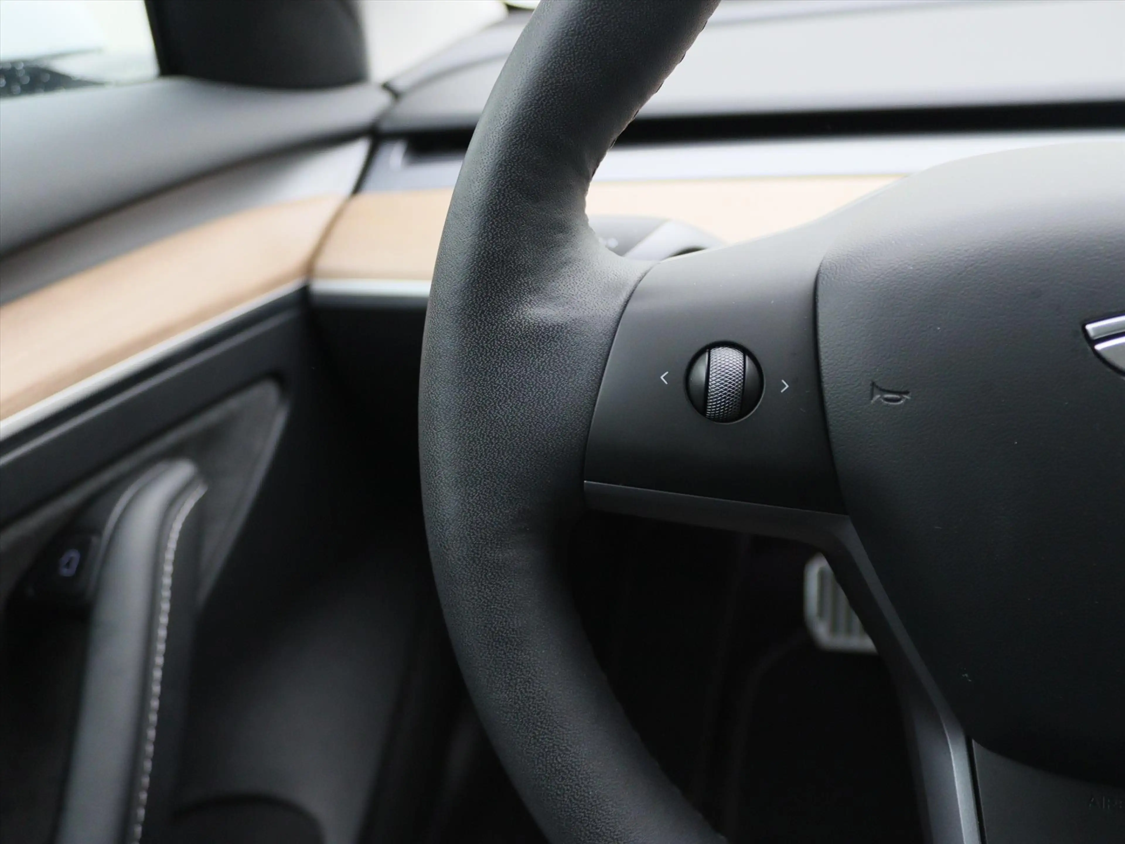 Tesla Model 3 Long-Range AWD 351pk 75 kWh UPGRADE 93% SoH [ AMD — photo 22