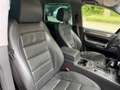 Volkswagen Touareg 6.0 W12 Executive l 1 of 500 l Schuifdak l Trekhaa Noir - thumbnail 10