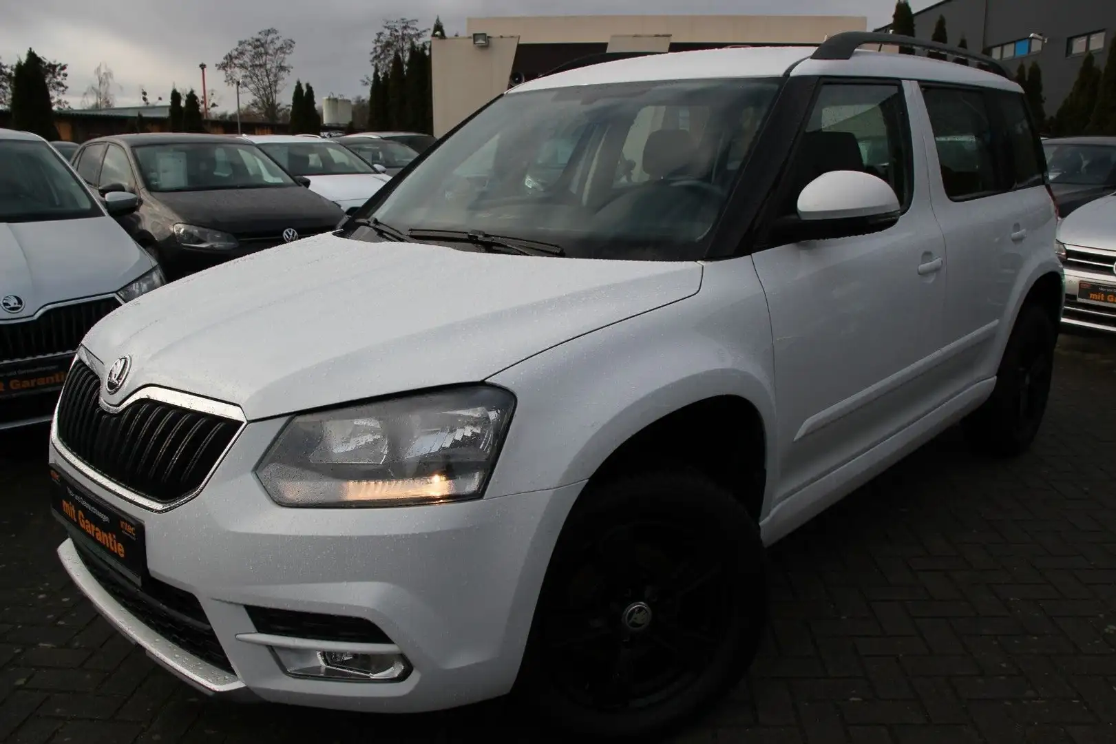 Skoda Yeti Scaut Klima/Sitzhz/Tempomat/CarPlay/1 Hand Weiß - 2