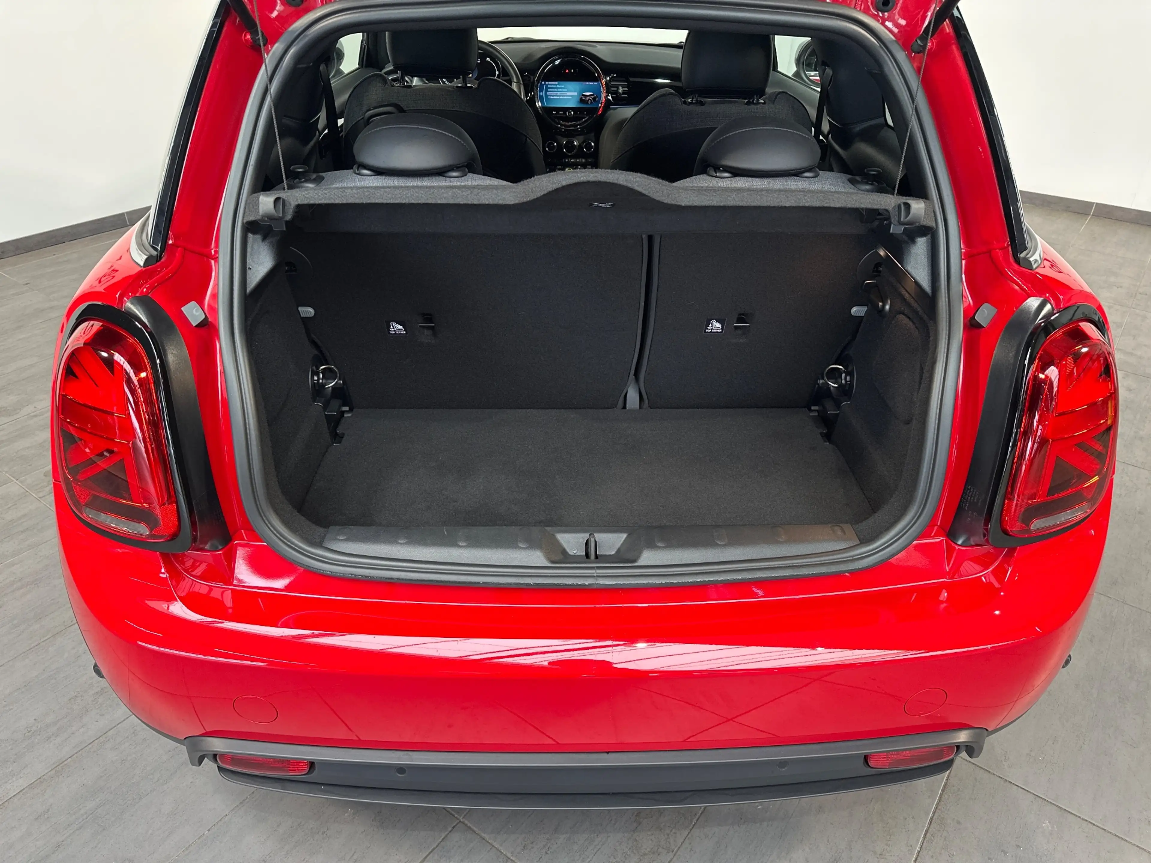MINI Cooper SE Classic Trim Black NAV+LED+KAM+TEIL-LEDER+SHZ+VC — photo 6