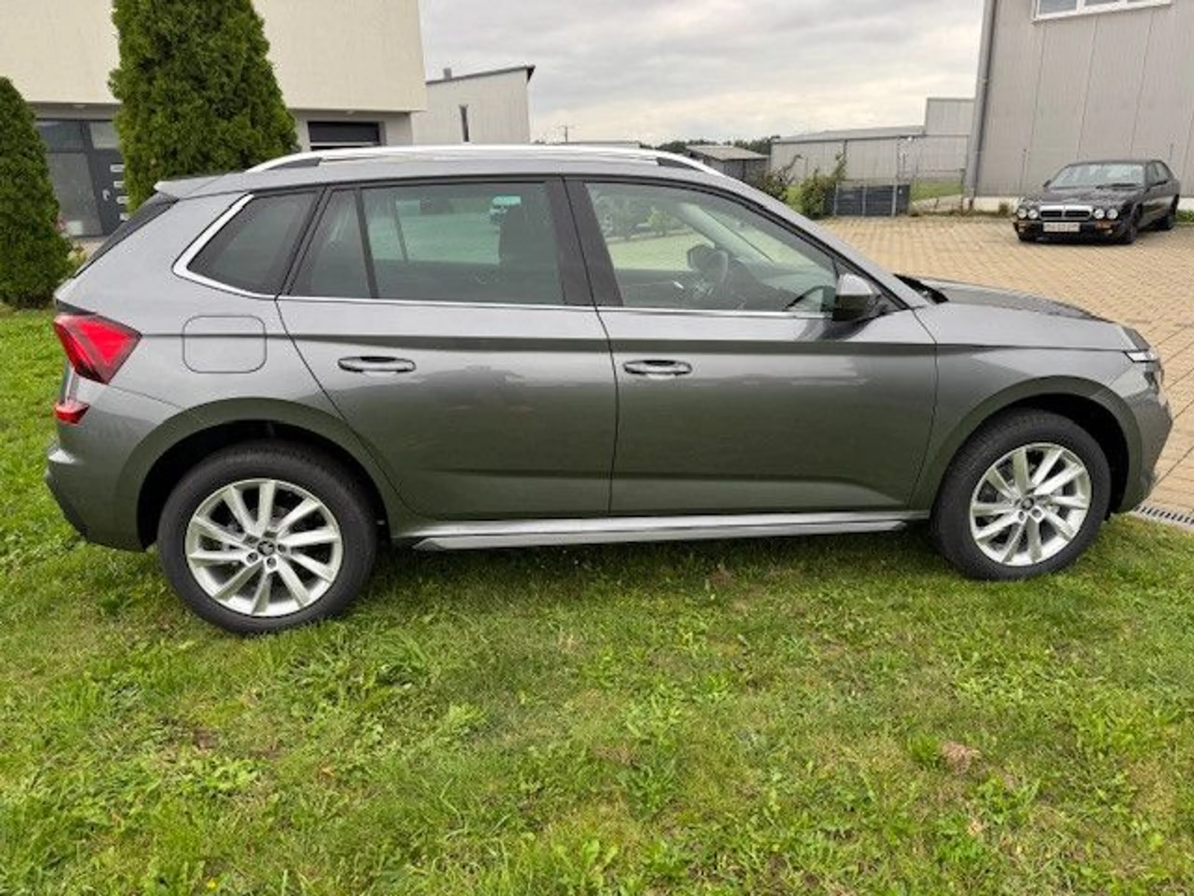 Skoda Kamiq 1.5 TSI "130 Premium" DSG AHK Kamera — photo 6