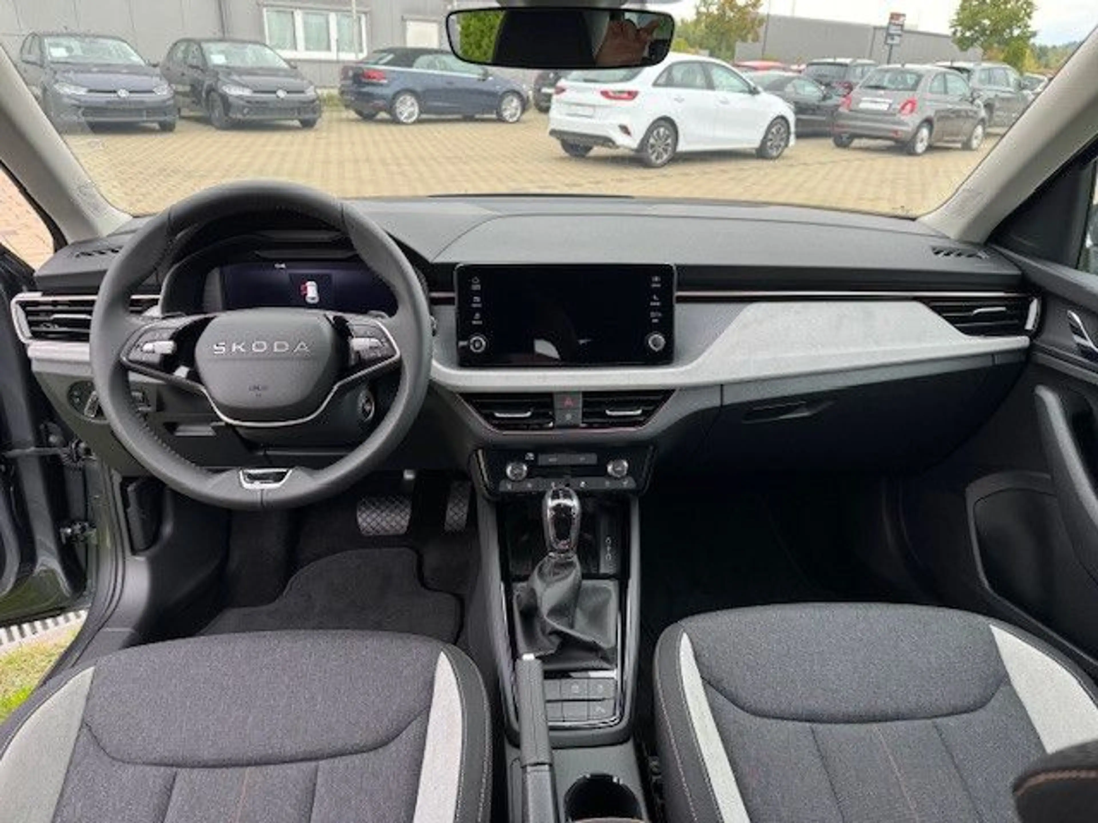 Skoda Kamiq 1.5 TSI "130 Premium" DSG AHK Kamera — photo 12