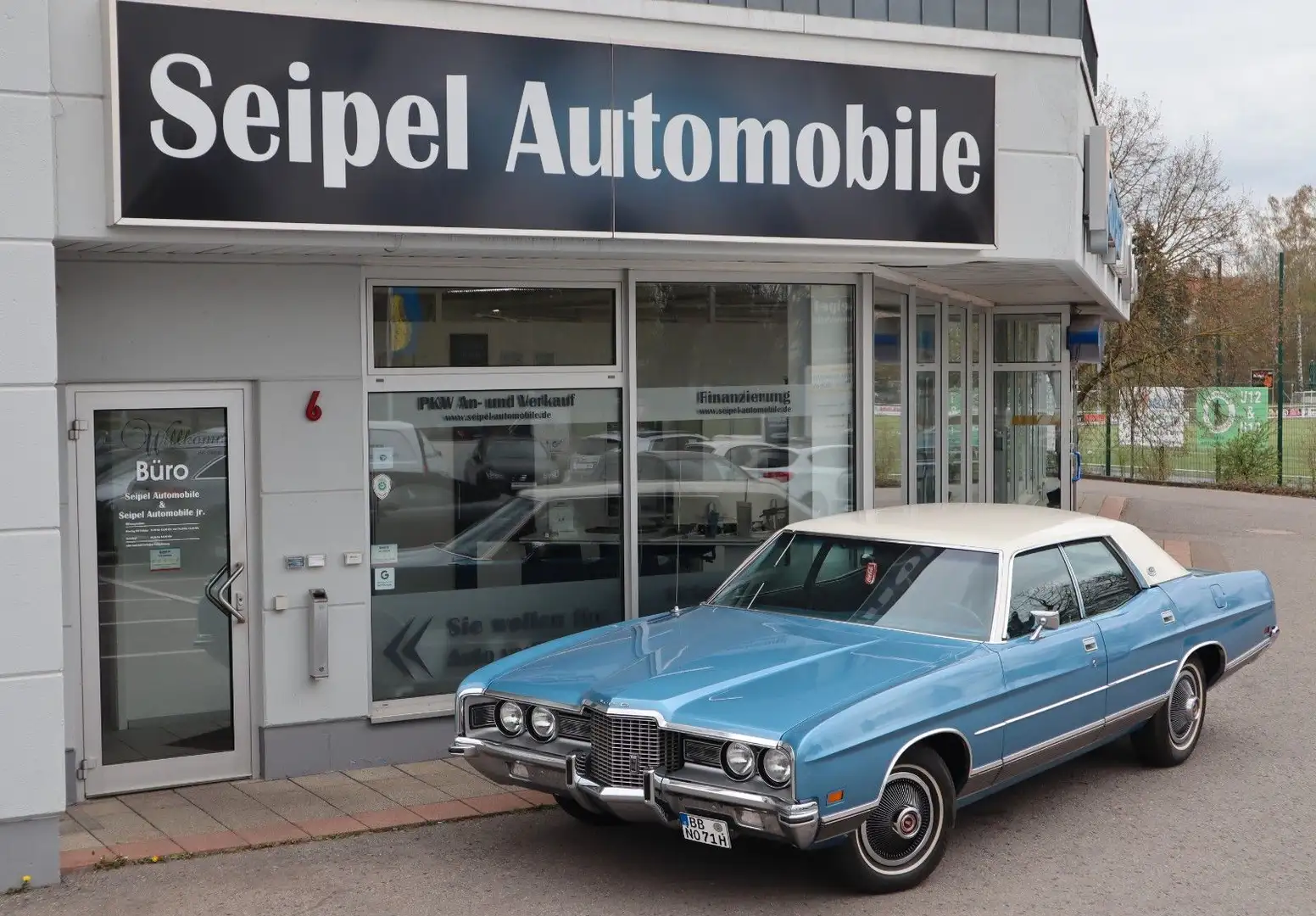 Ford LTD Galaxie 1971 6.6 V8*TOP ZUSTAND* plava - 1