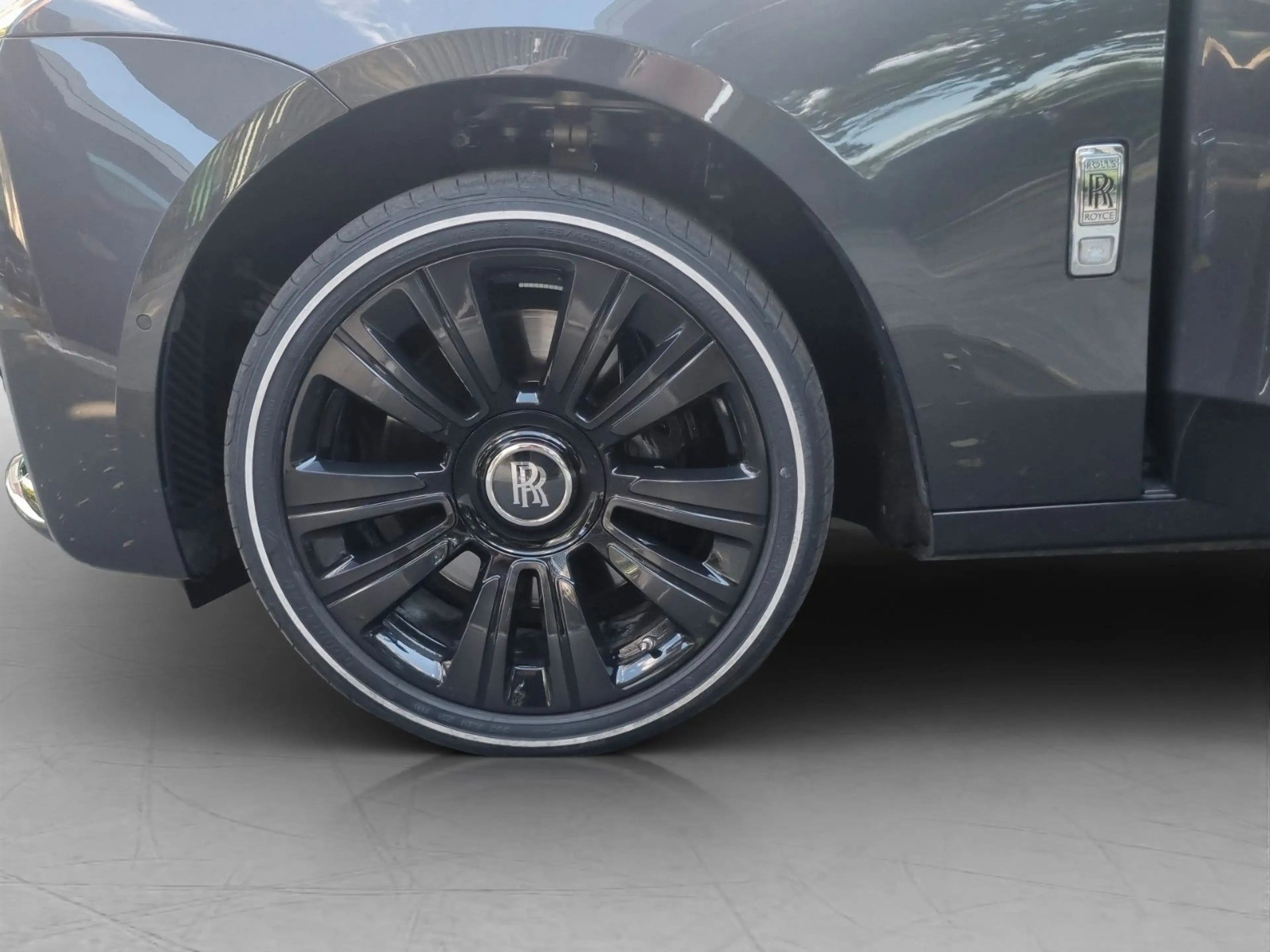 Rolls-Royce Ghost - — photo 14