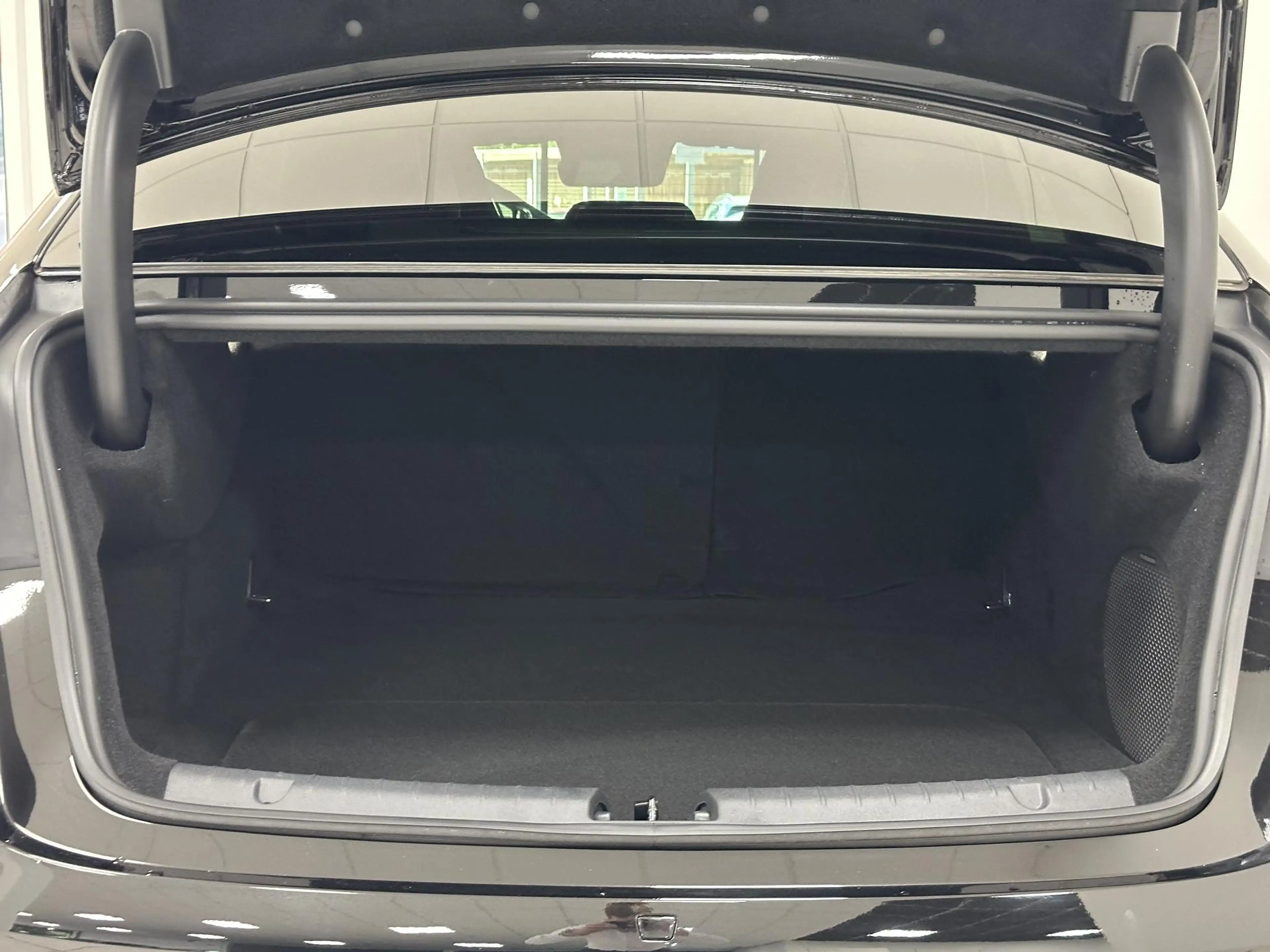 BYD Seal Design RWD 82.5 kWh Demo | 570KM WLTP range | Pano — photo 9