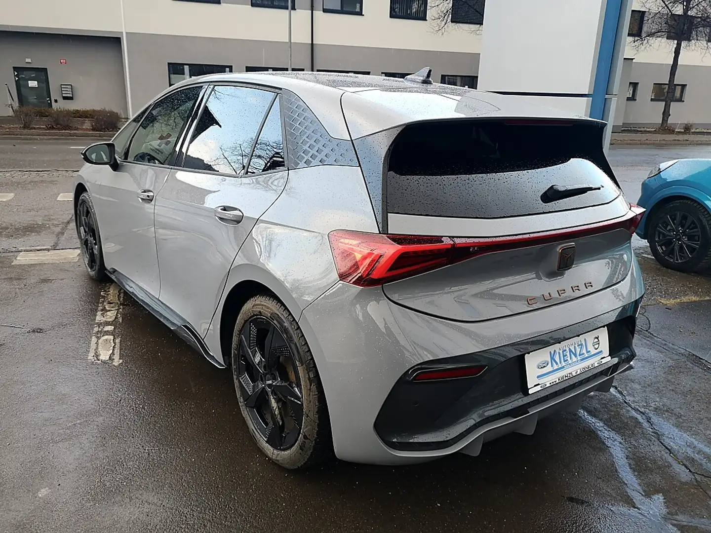 CUPRA Born 58kWh e-Boost Grau - 2