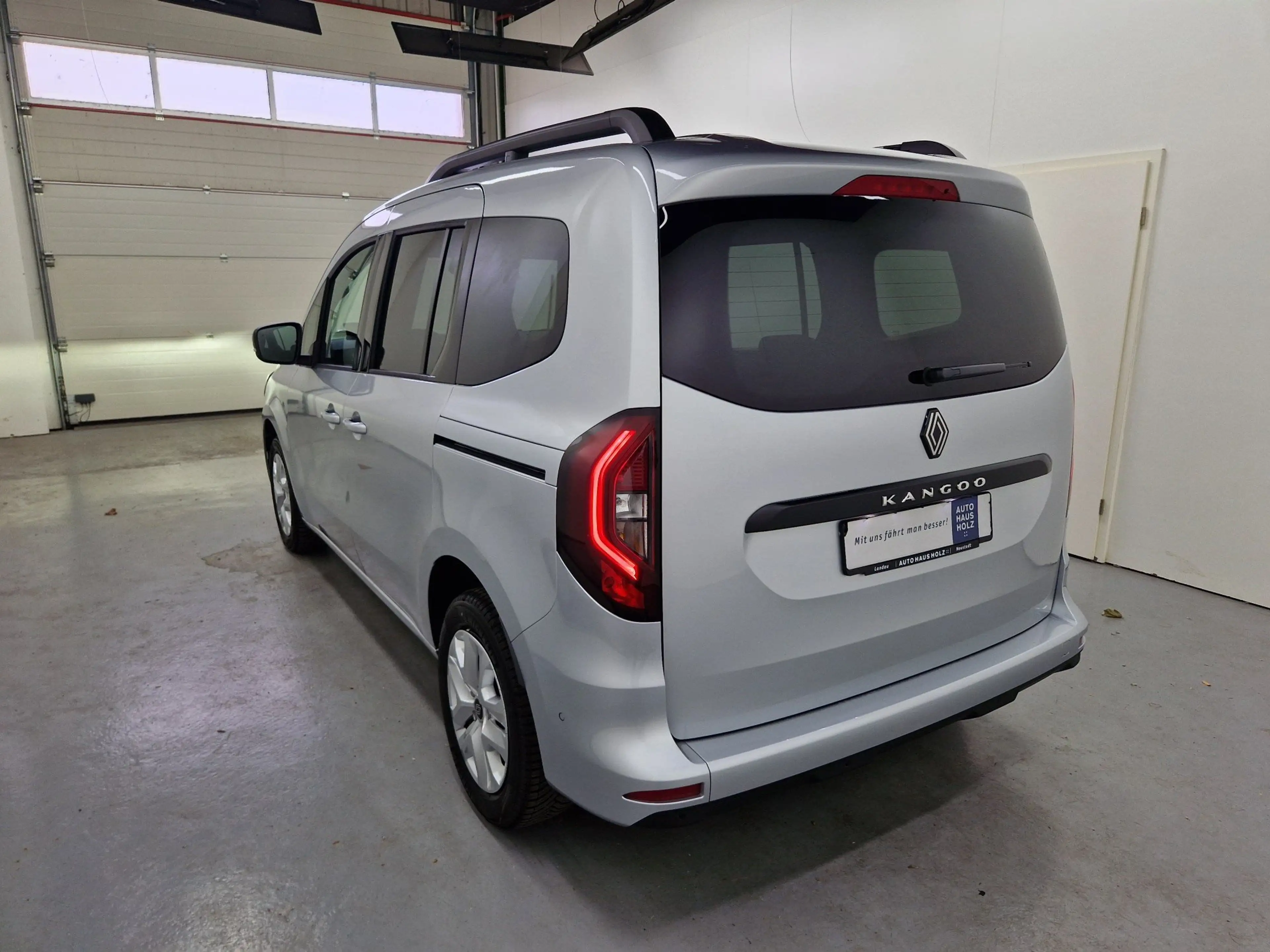 Renault Kangoo Techno Blue dCi 115 EDC SHZ Navi — photo 2