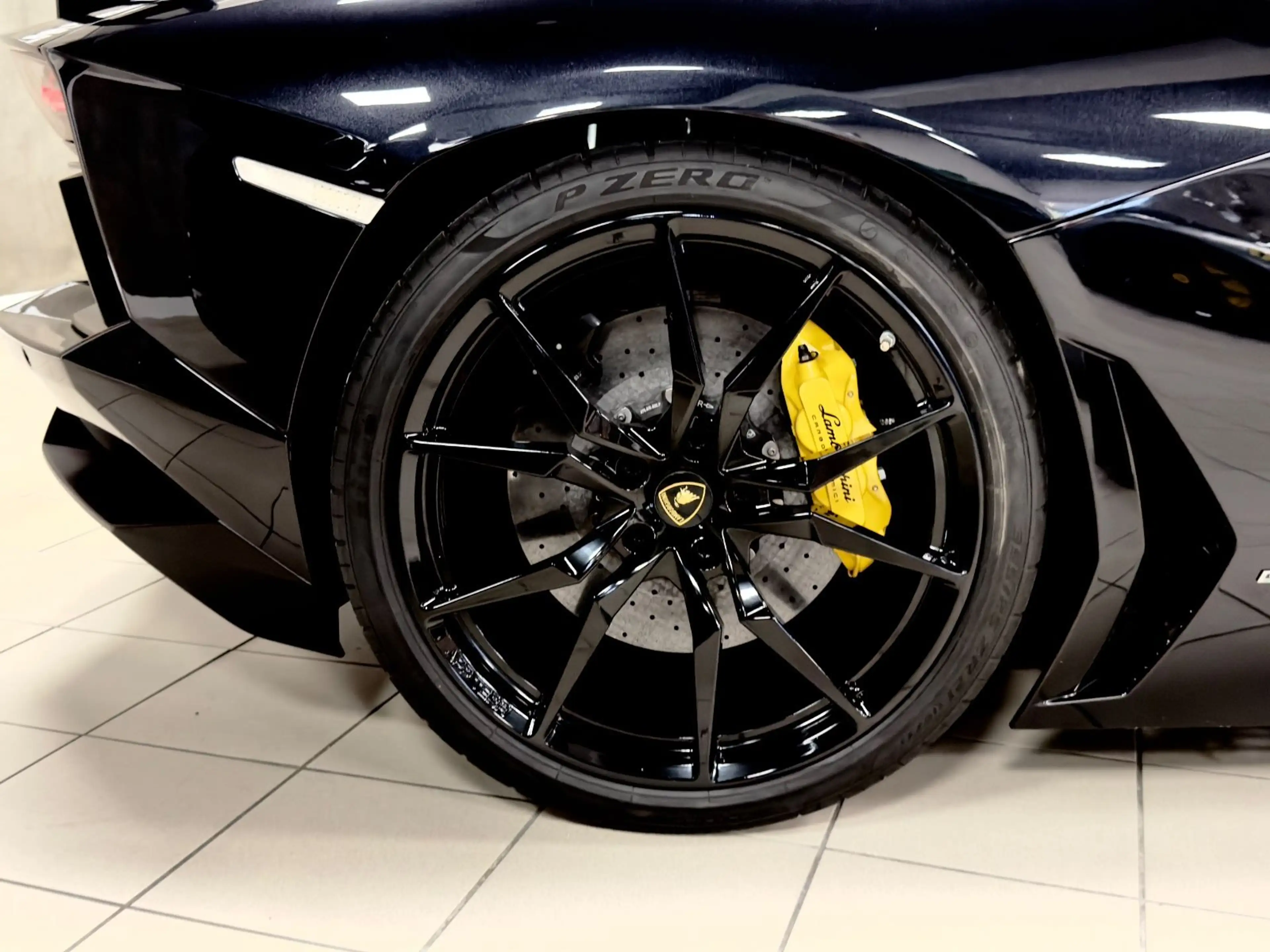 Lamborghini Aventador AVENTADOR LP 700-4 ROADSTER NOVITEC EINZELSTÜCK! — photo 15