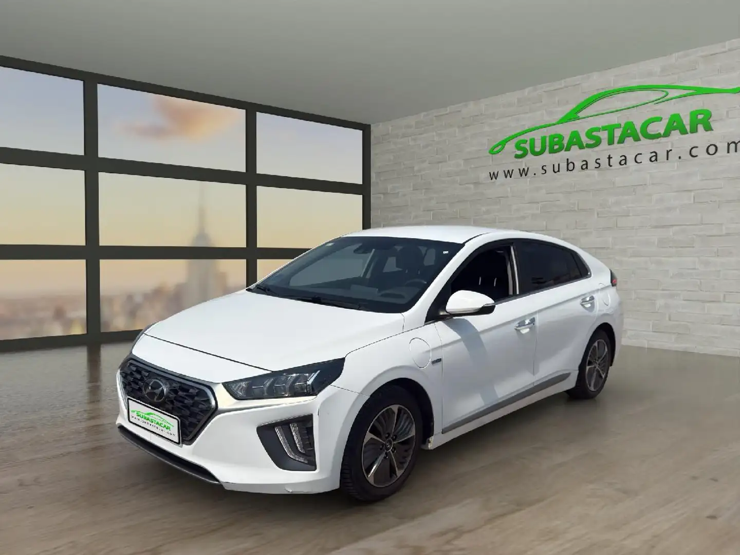 Hyundai IONIQ PHEV 1.6 GDI Tecno Blanc - 1