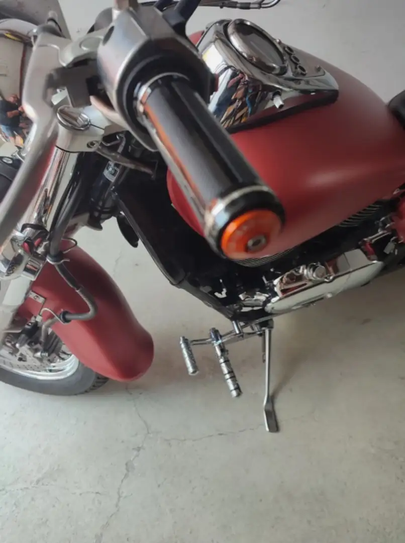 Kawasaki VN 800 Red - 1