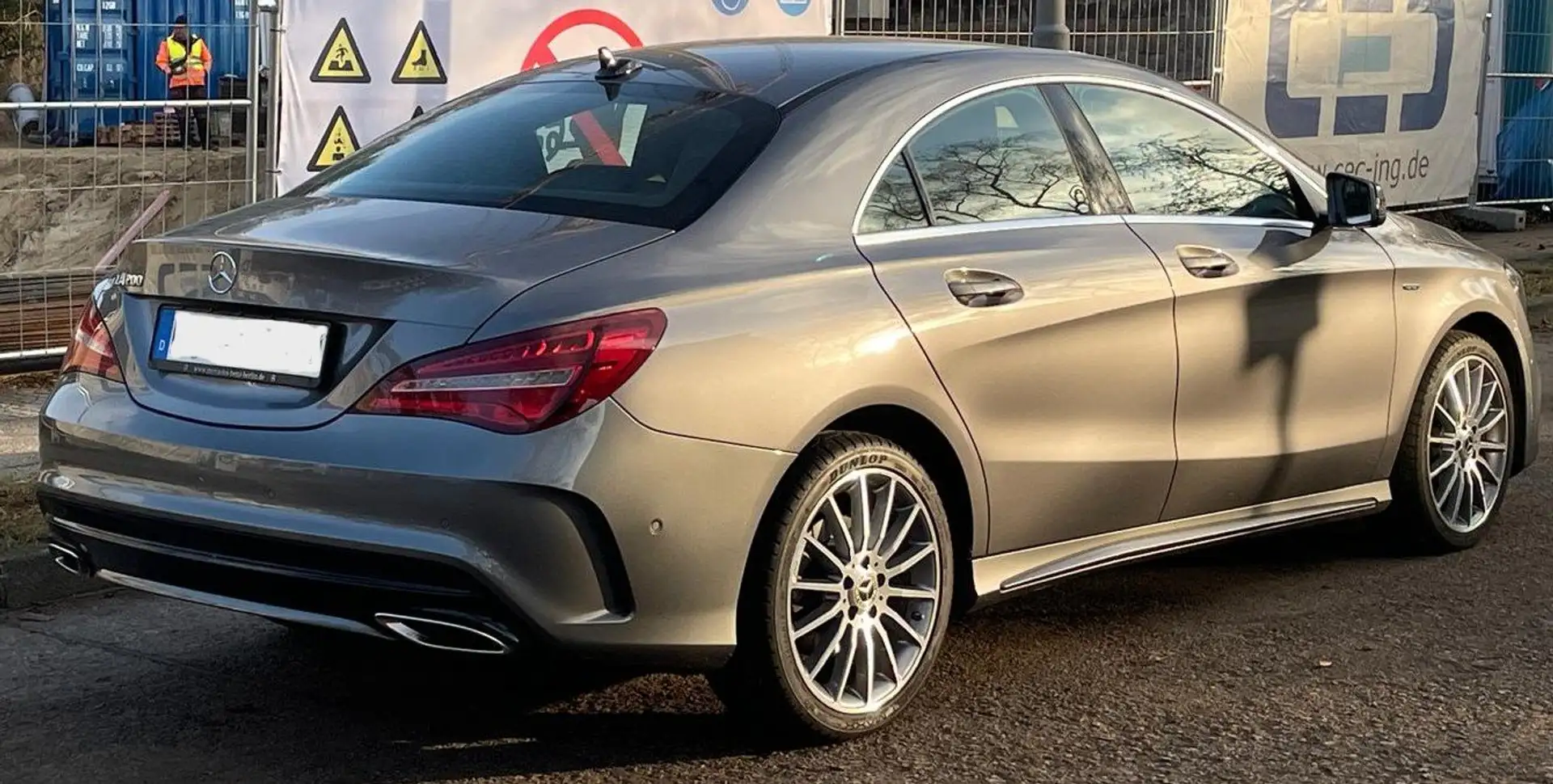 Mercedes-Benz CLA 200 CLA 200 7G-DCT AMG Line - 2