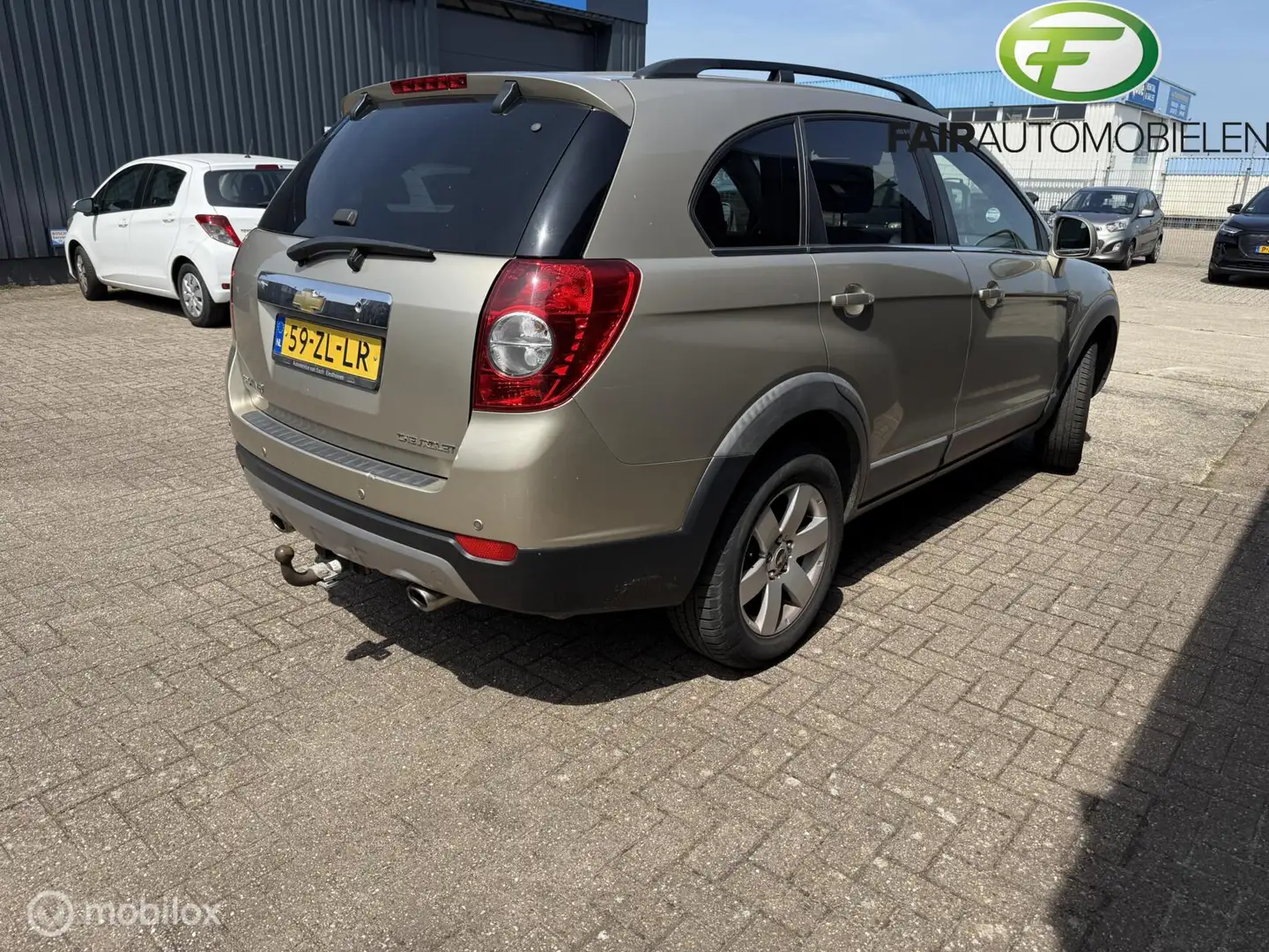Chevrolet Captiva 2.4i Shadow 2WD Beige - 2