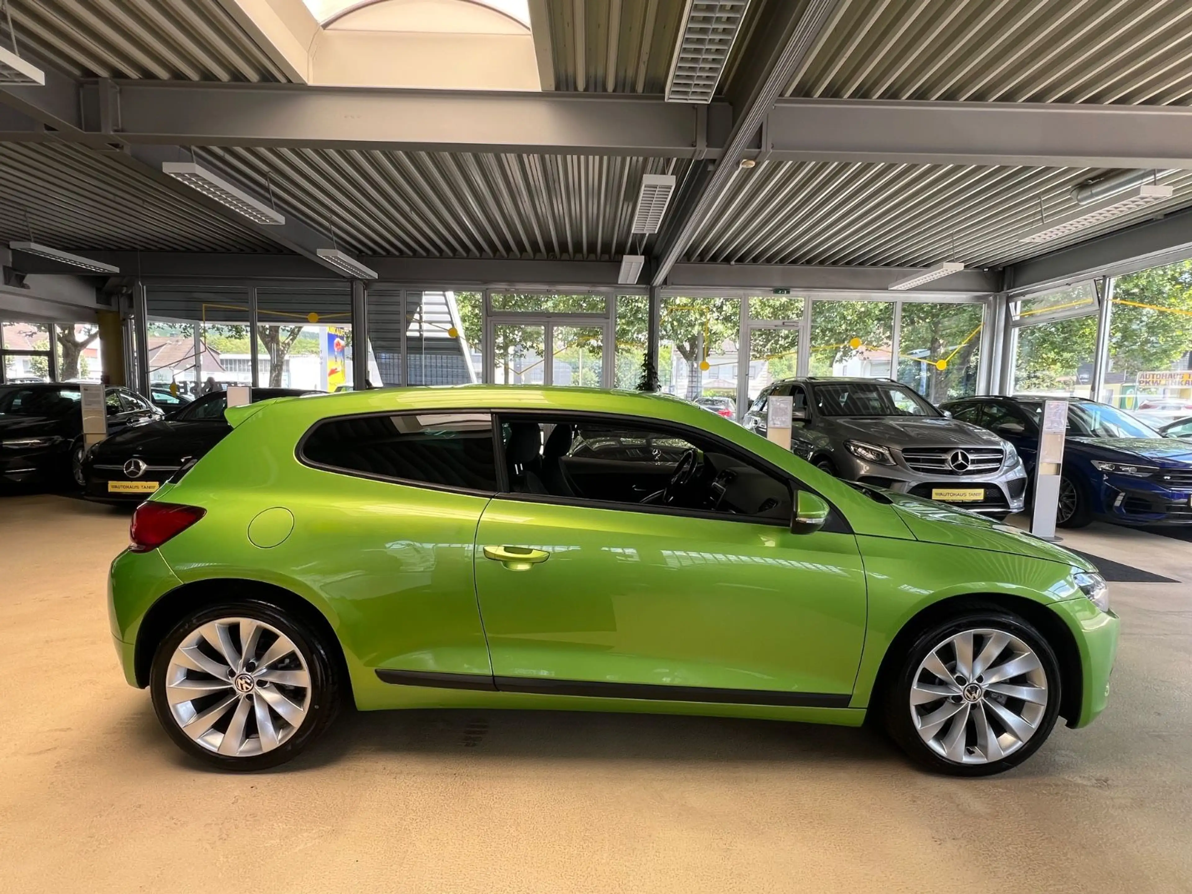 Volkswagen Scirocco 1.4 TSI 118 kW — photo 8