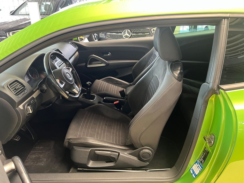 Volkswagen Scirocco 1.4 TSI 118 kW — photo 10
