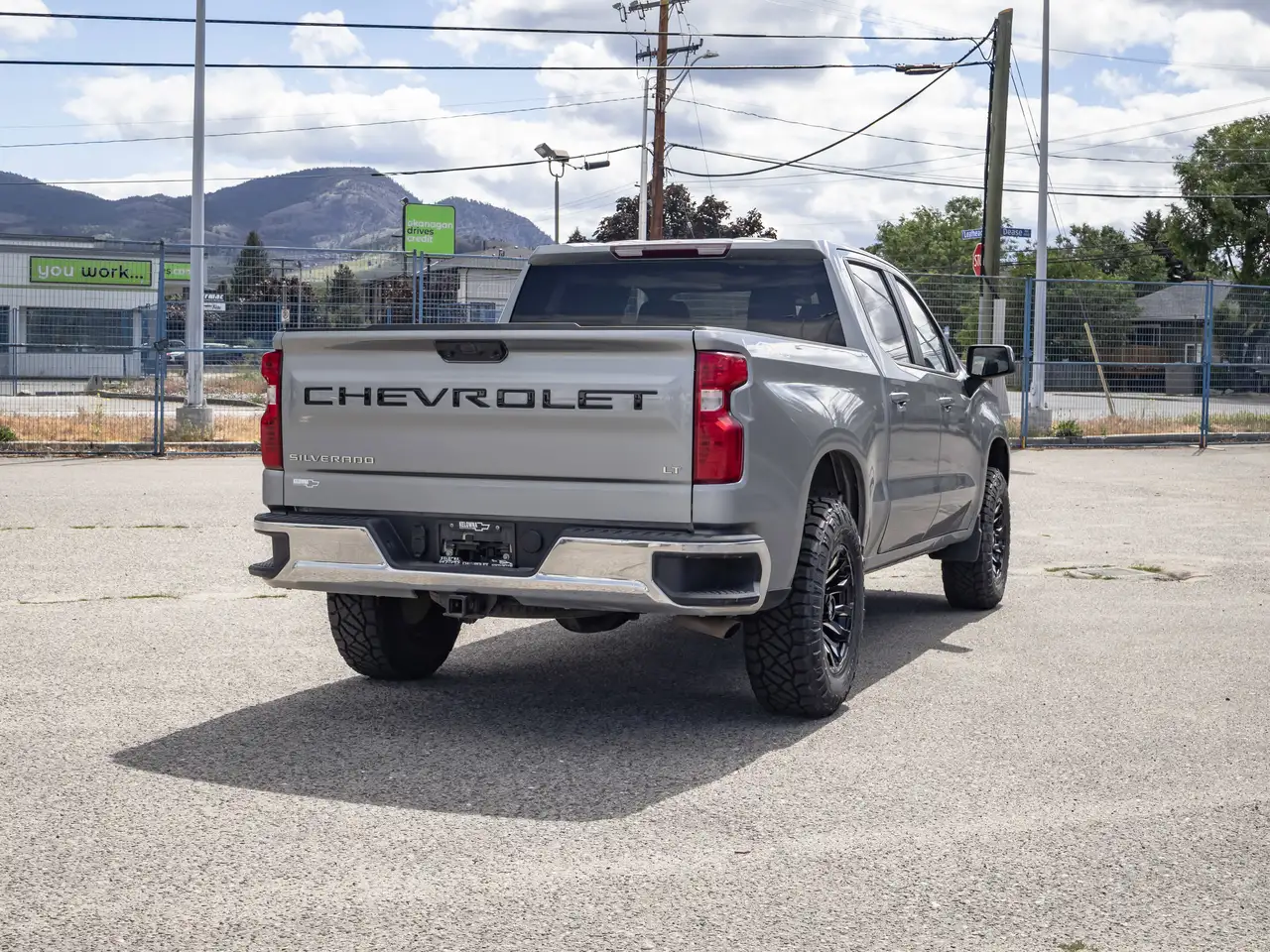 Chevrolet Silverado 1500 снимка Chevrolet Silverado 1500