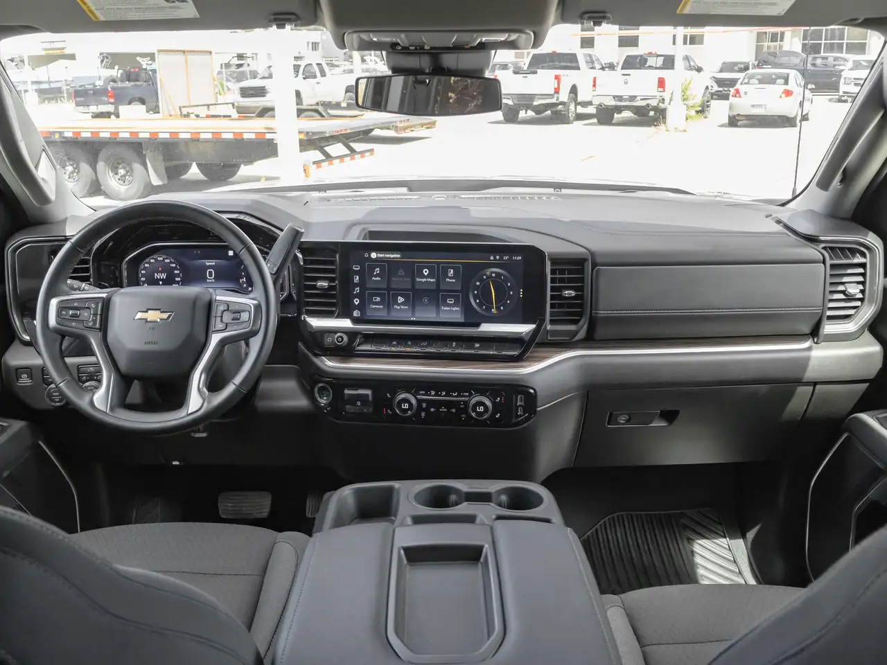Chevrolet Silverado 1500 снимка Chevrolet Silverado 1500