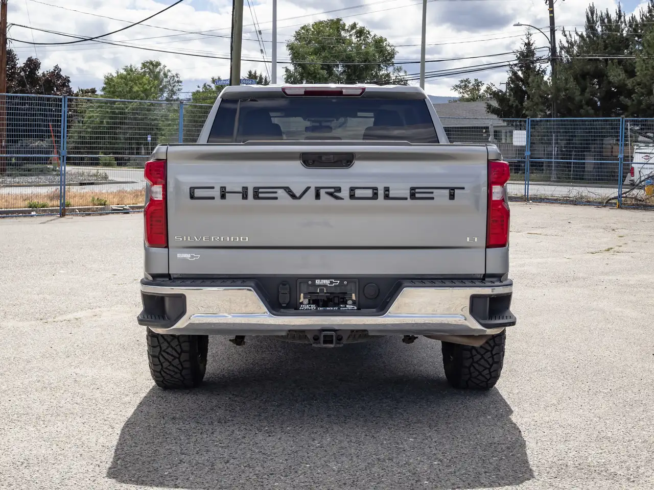 Chevrolet Silverado 1500 снимка Chevrolet Silverado 1500
