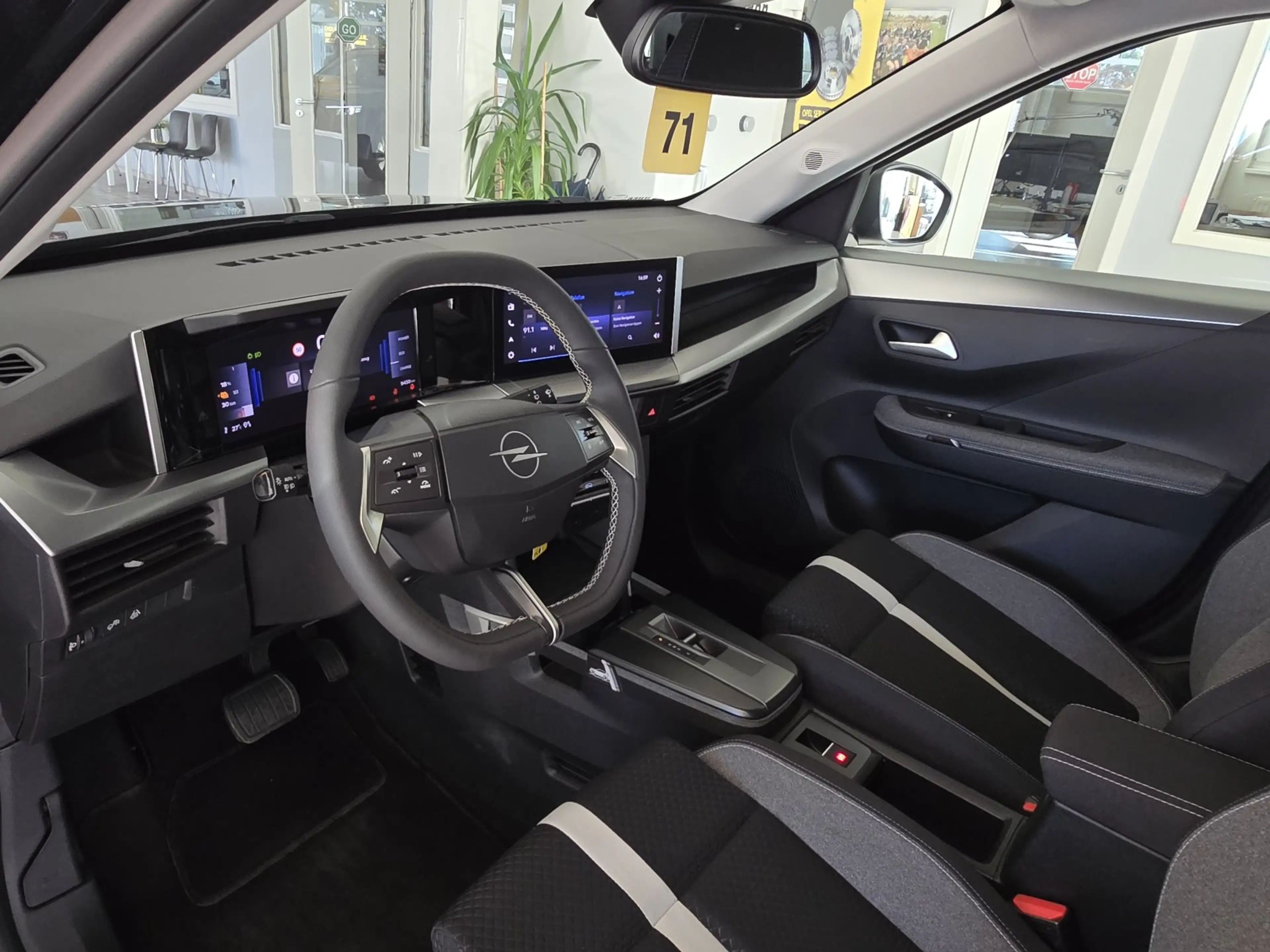 Opel Frontera e GS 11 KW Navi SHZ RFK LED Allwetter PDC — photo 12