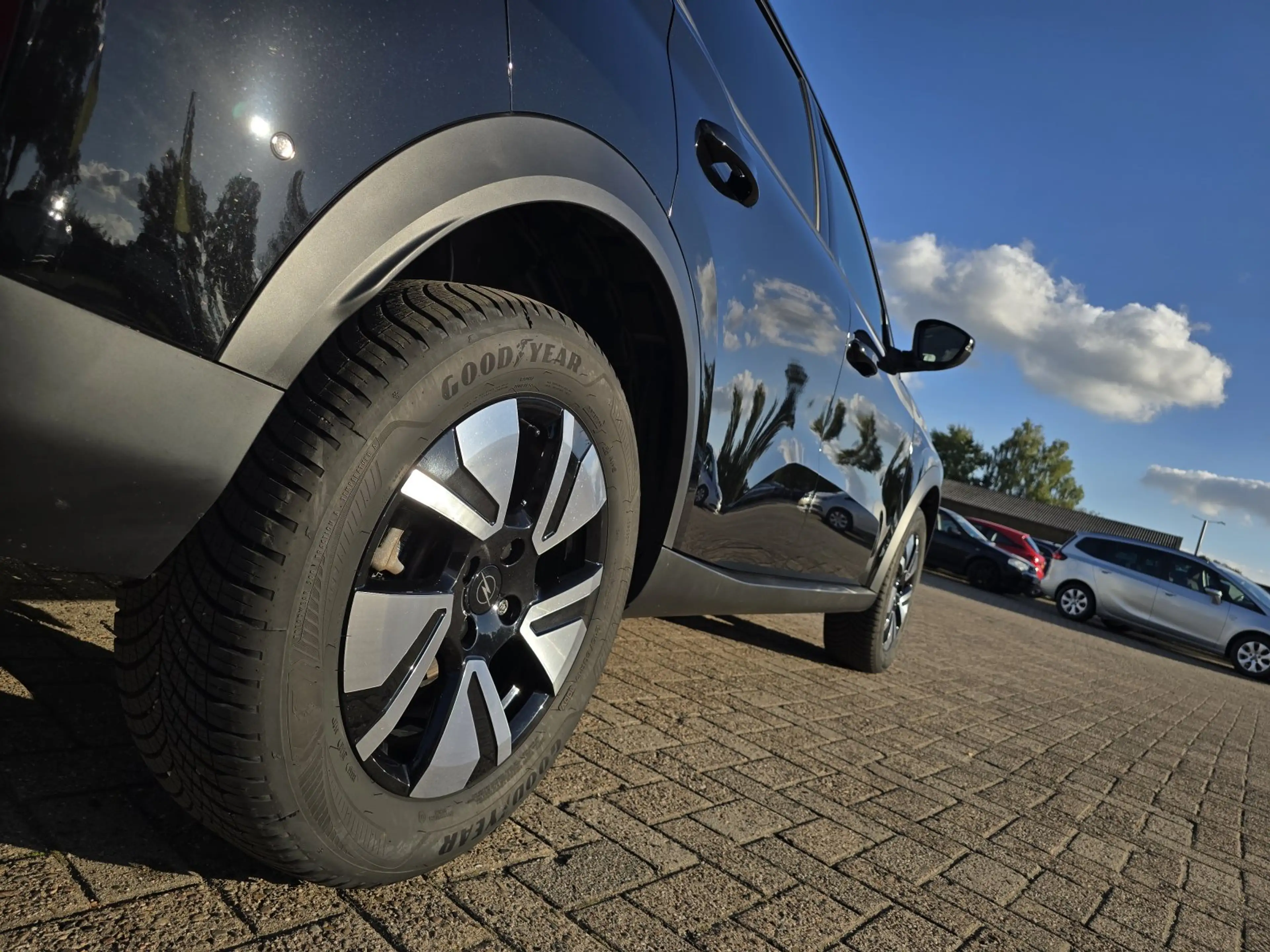 Opel Frontera e GS 11 KW Navi SHZ RFK LED Allwetter PDC — photo 7
