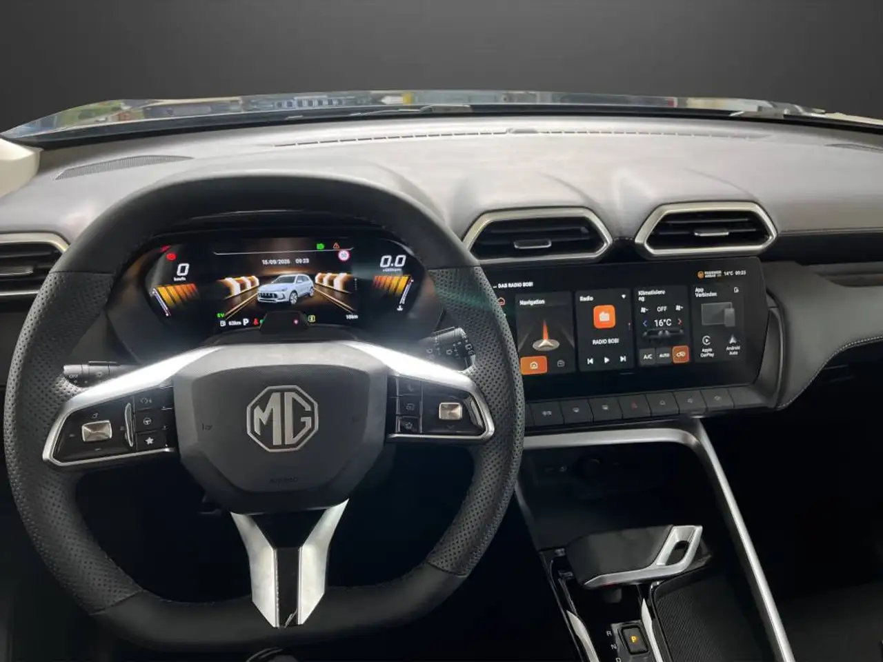 MG ZS