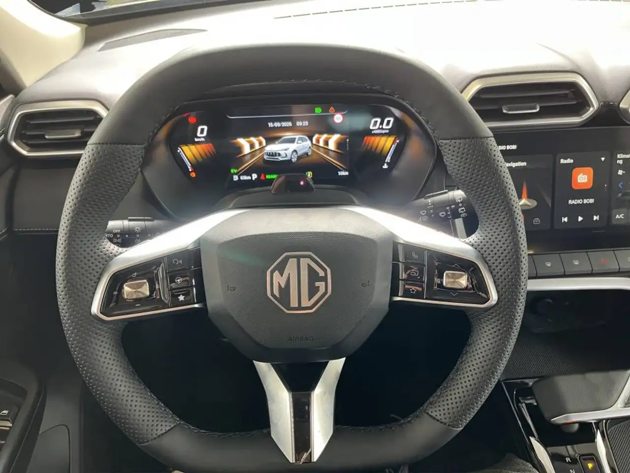 MG ZS