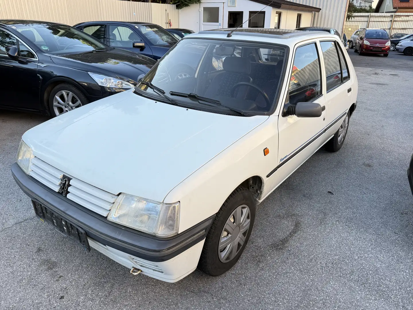 Peugeot 205 Forever **AUS ERSTER HAND**TOP GEPFLEGT** - 1