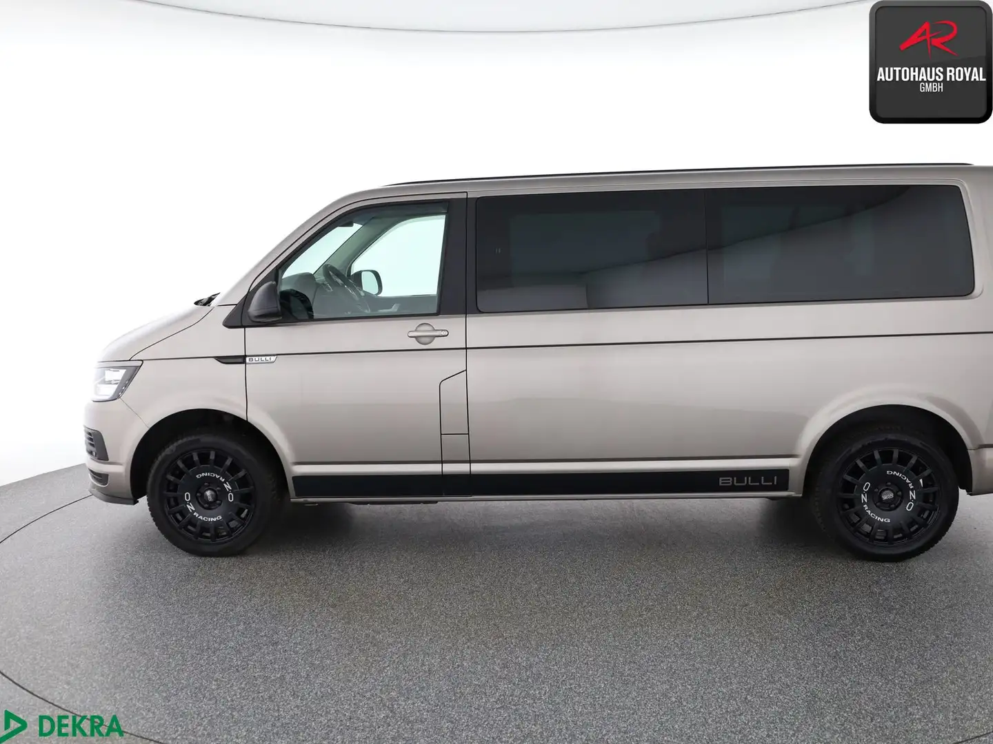 Volkswagen T6 Caravelle T6 Caravelle 2.0 TDI LANG 9 SITZE NAVI,18ZOLL Beige - 2