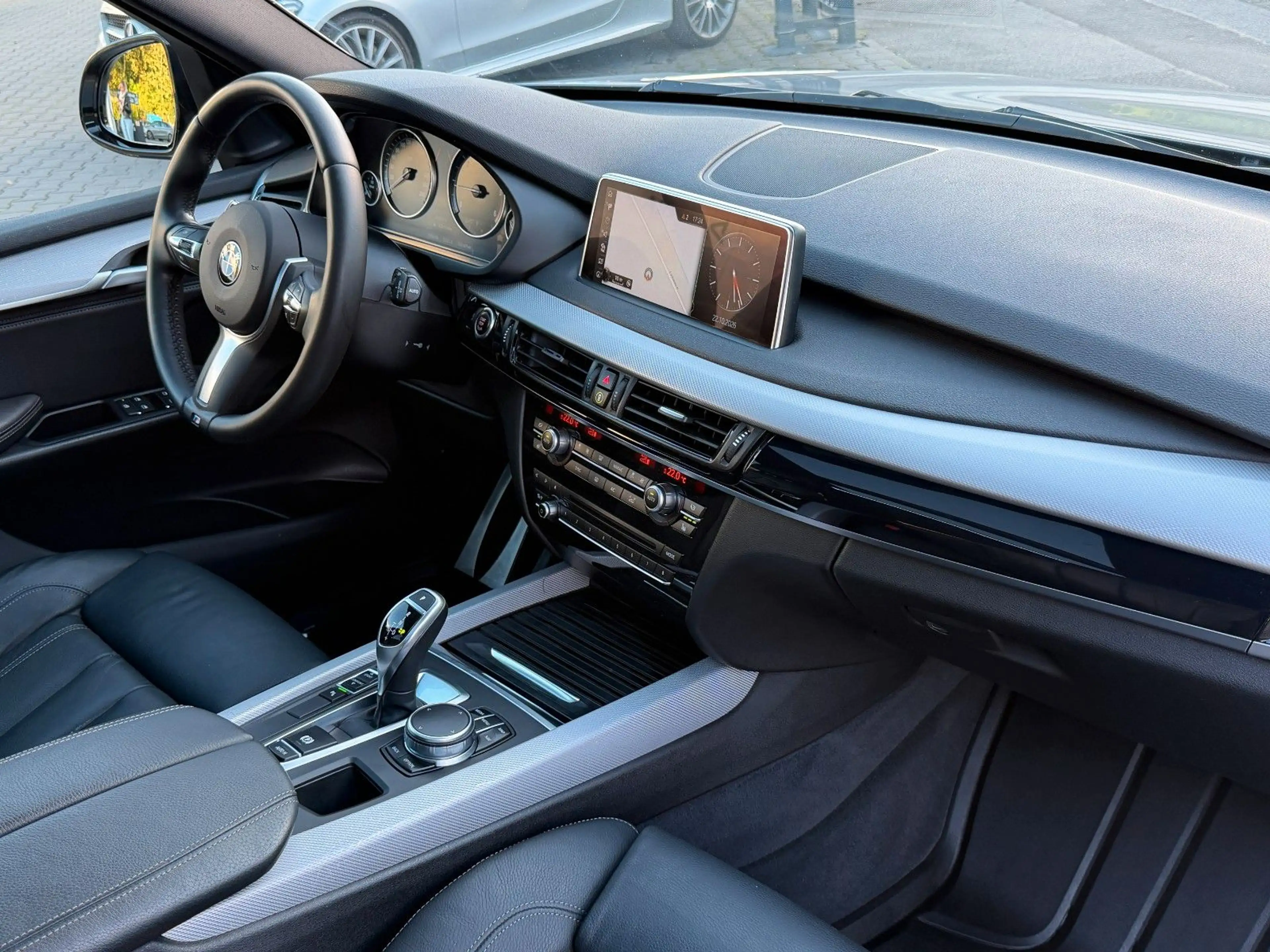 BMW X5 sDrive 25 d Aut. LED - M Sportpaket /// — photo 15