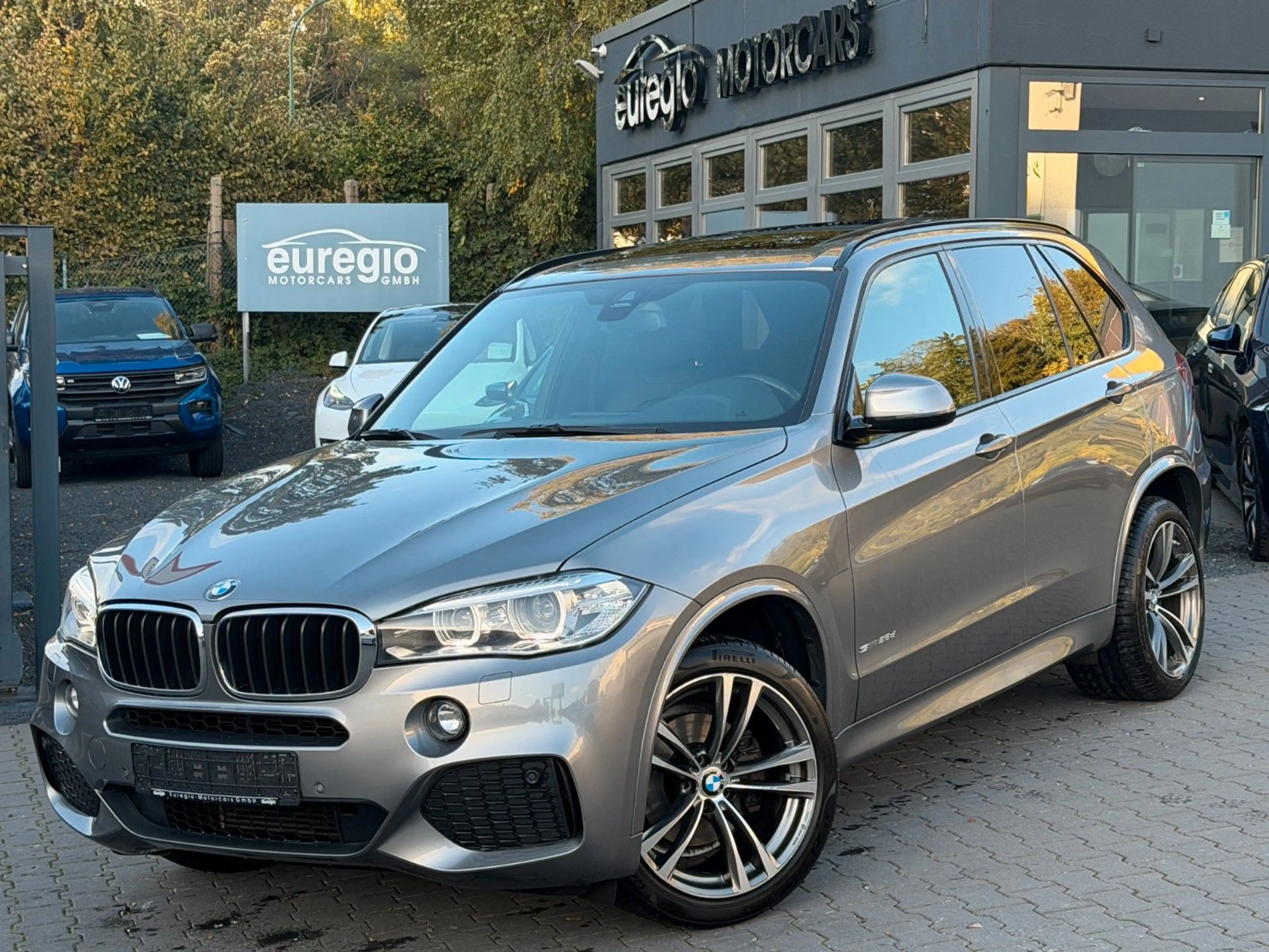 BMW X5 sDrive 25 d Aut. LED - M Sportpaket /// — photo 2