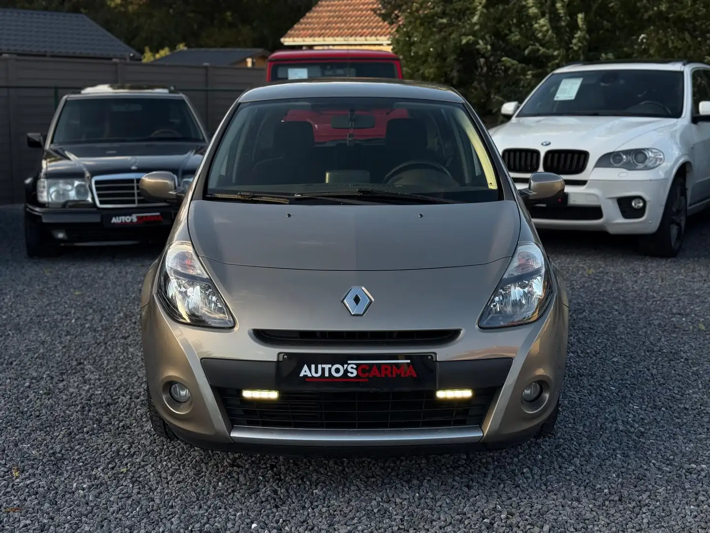 Renault Clio 5 Deurs 101 Pk Navigatie Airco Benzine Manueel * Bronze - 2