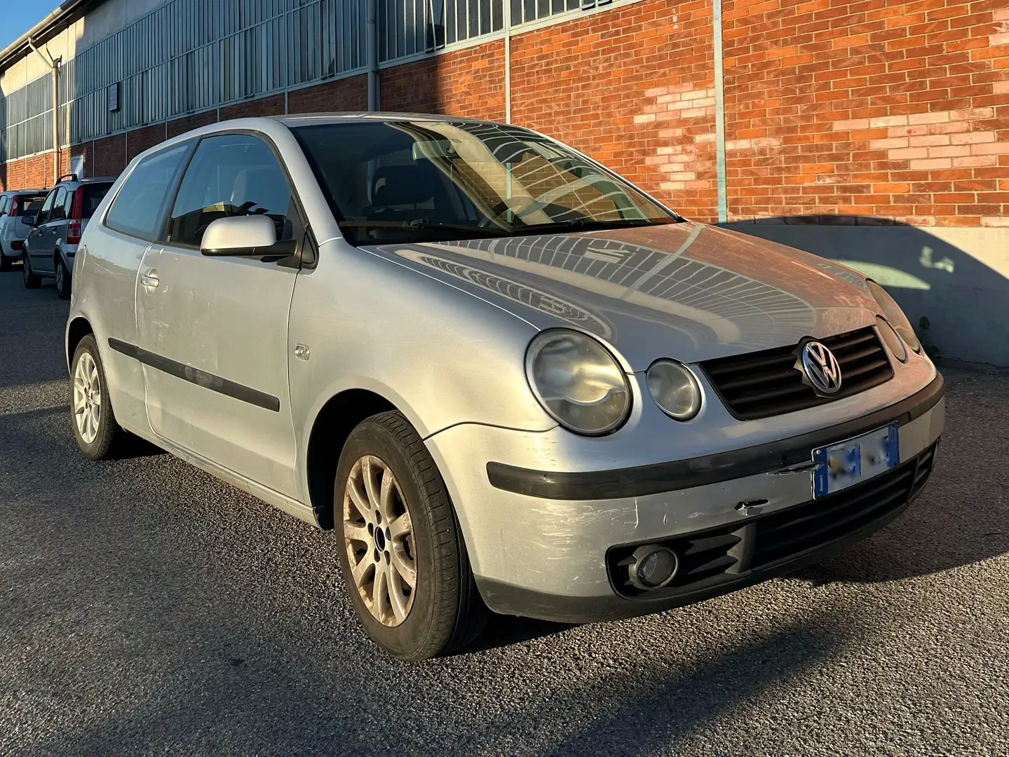 Volkswagen Polo Polo IV 2001 3p 1.4 X Air Grigio - 1