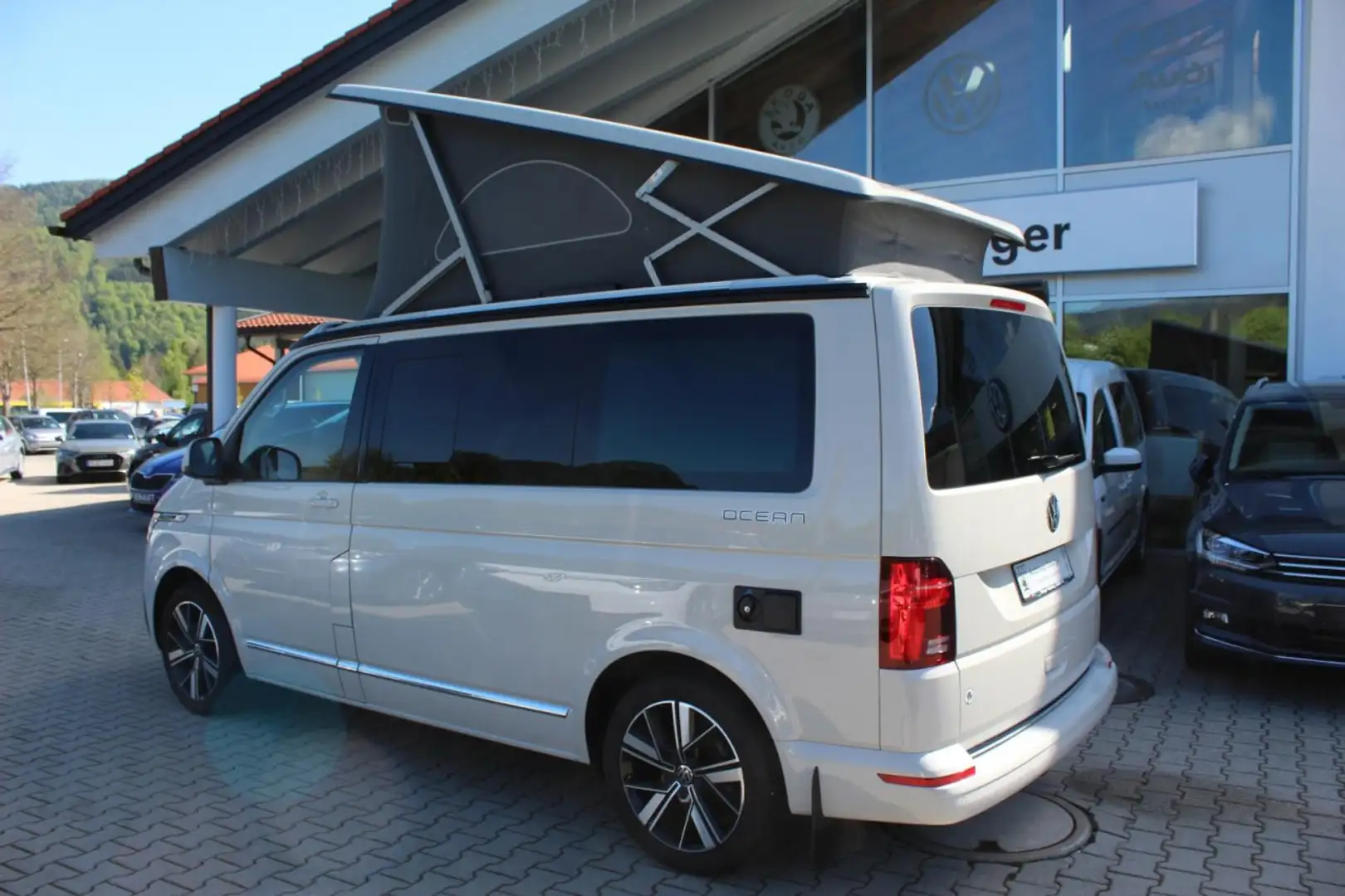 Volkswagen T6.1 California Ocean 4-Mot 150.000 KM Garantie Klima Navi Grau - 2