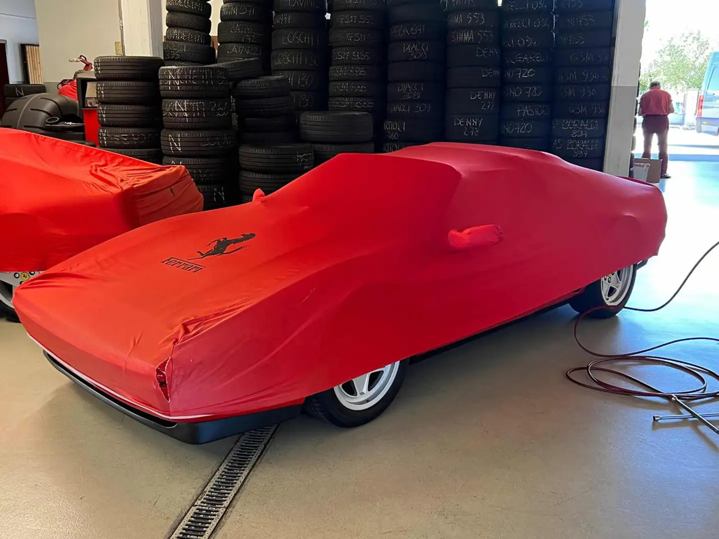 Ferrari 208 turbo intercooler GTS Rot - 2