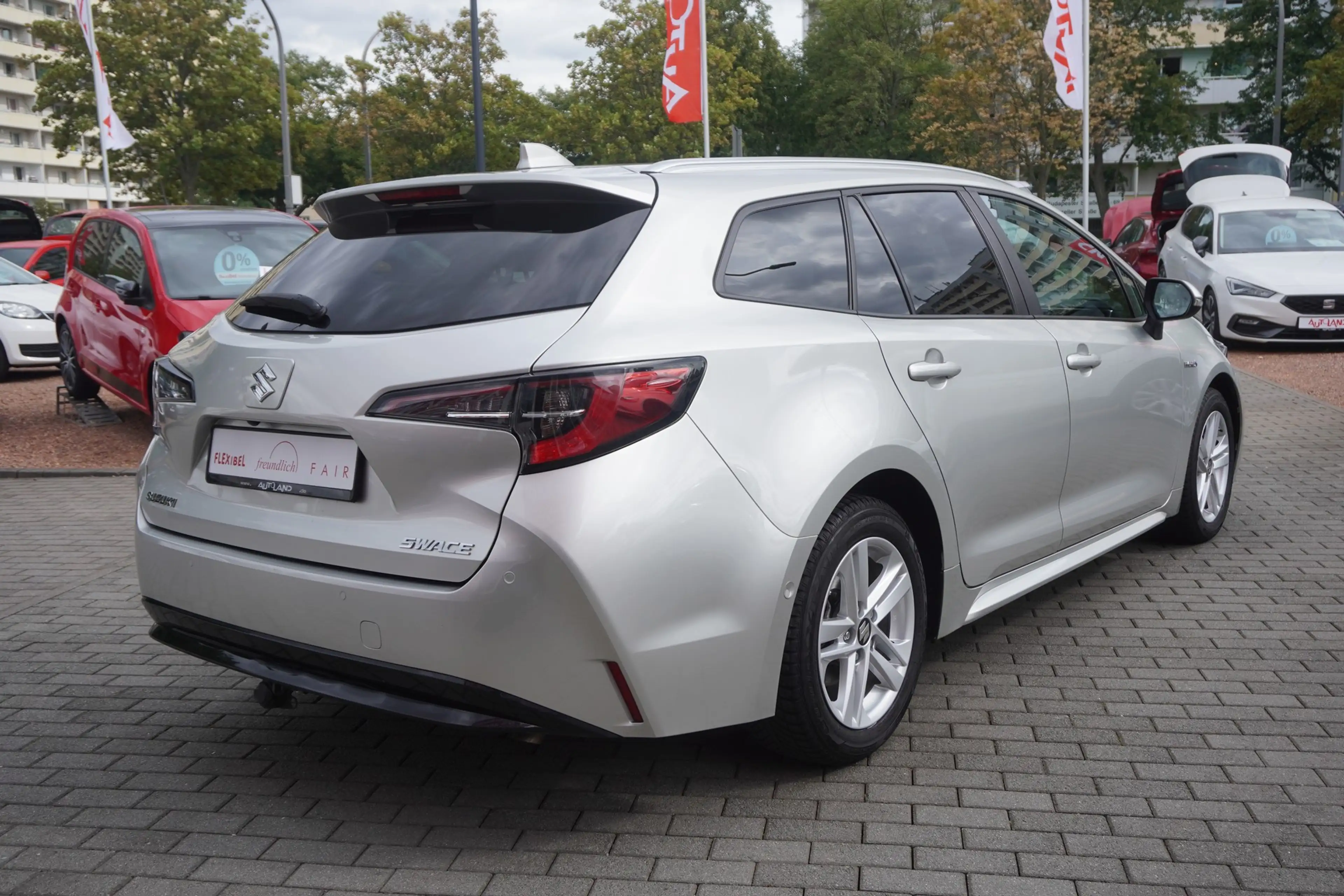 Suzuki Swace 1.8 Comfort+ LED ACC AHK Sitzheizung DAB — photo 6