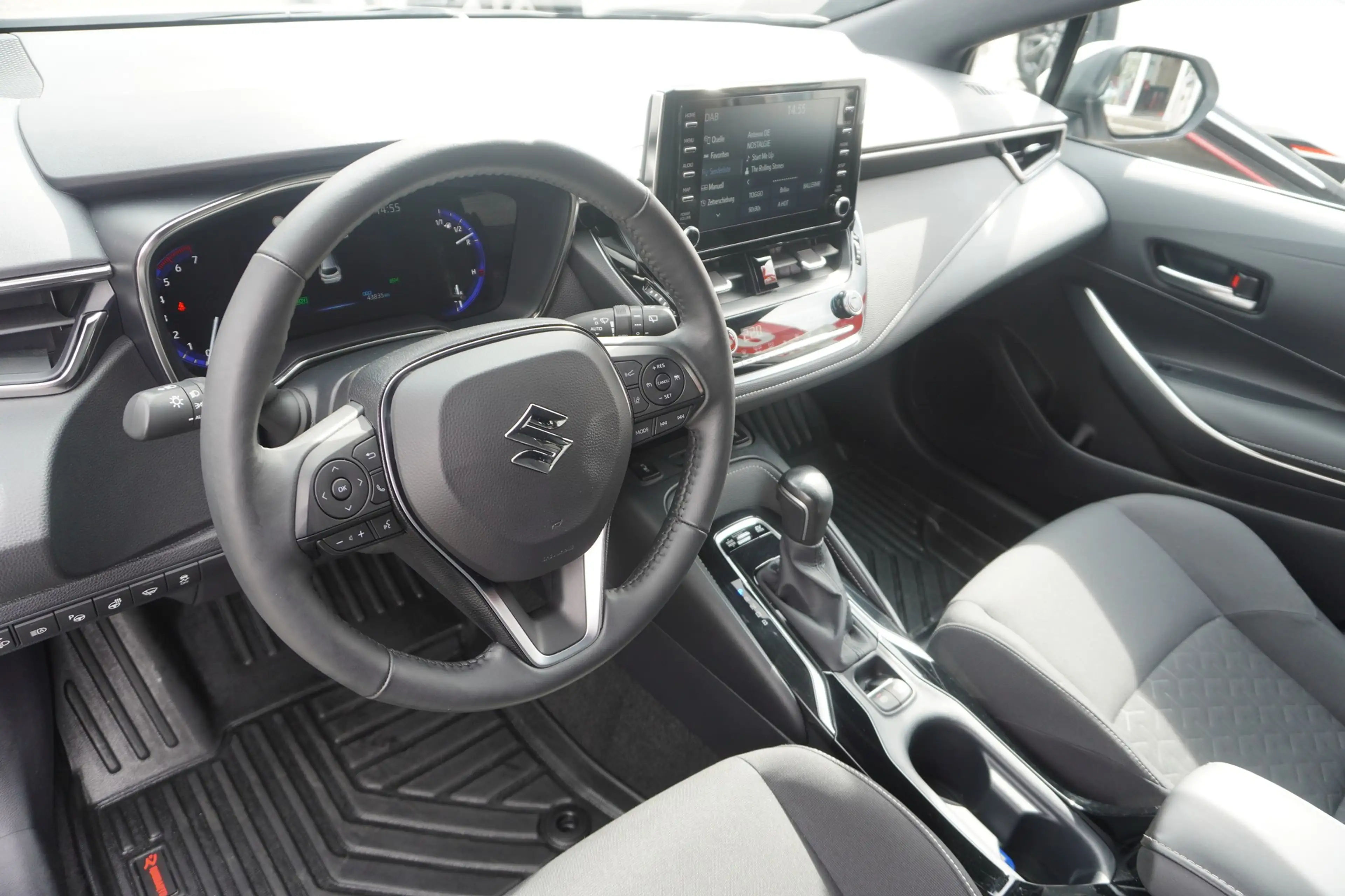 Suzuki Swace 1.8 Comfort+ LED ACC AHK Sitzheizung DAB — photo 11