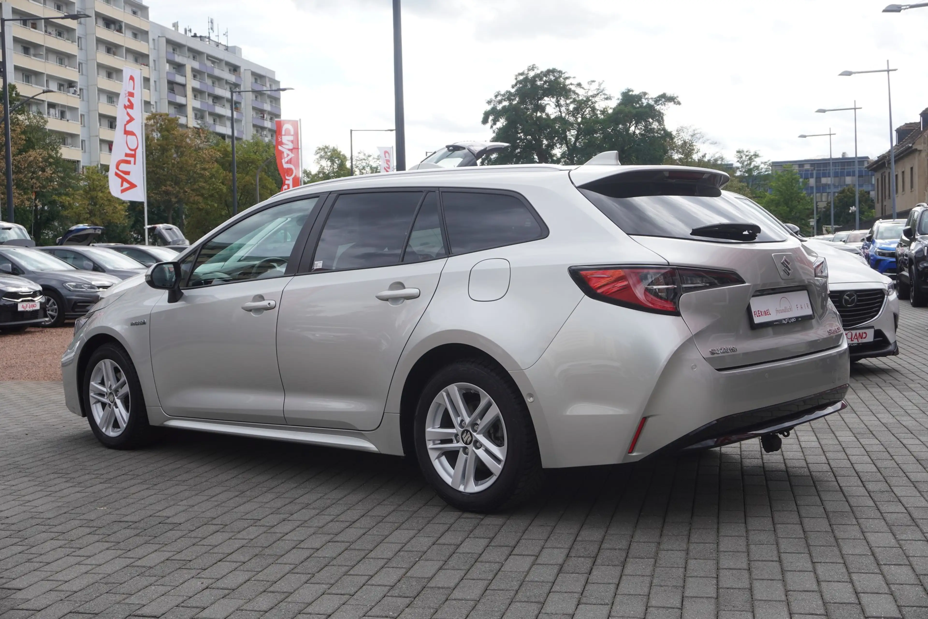 Suzuki Swace 1.8 Comfort+ LED ACC AHK Sitzheizung DAB — photo 4