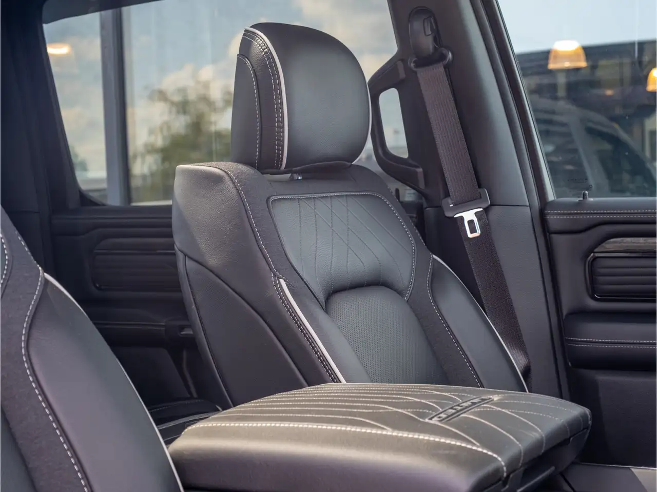 Dodge RAM 2024 — фото 10