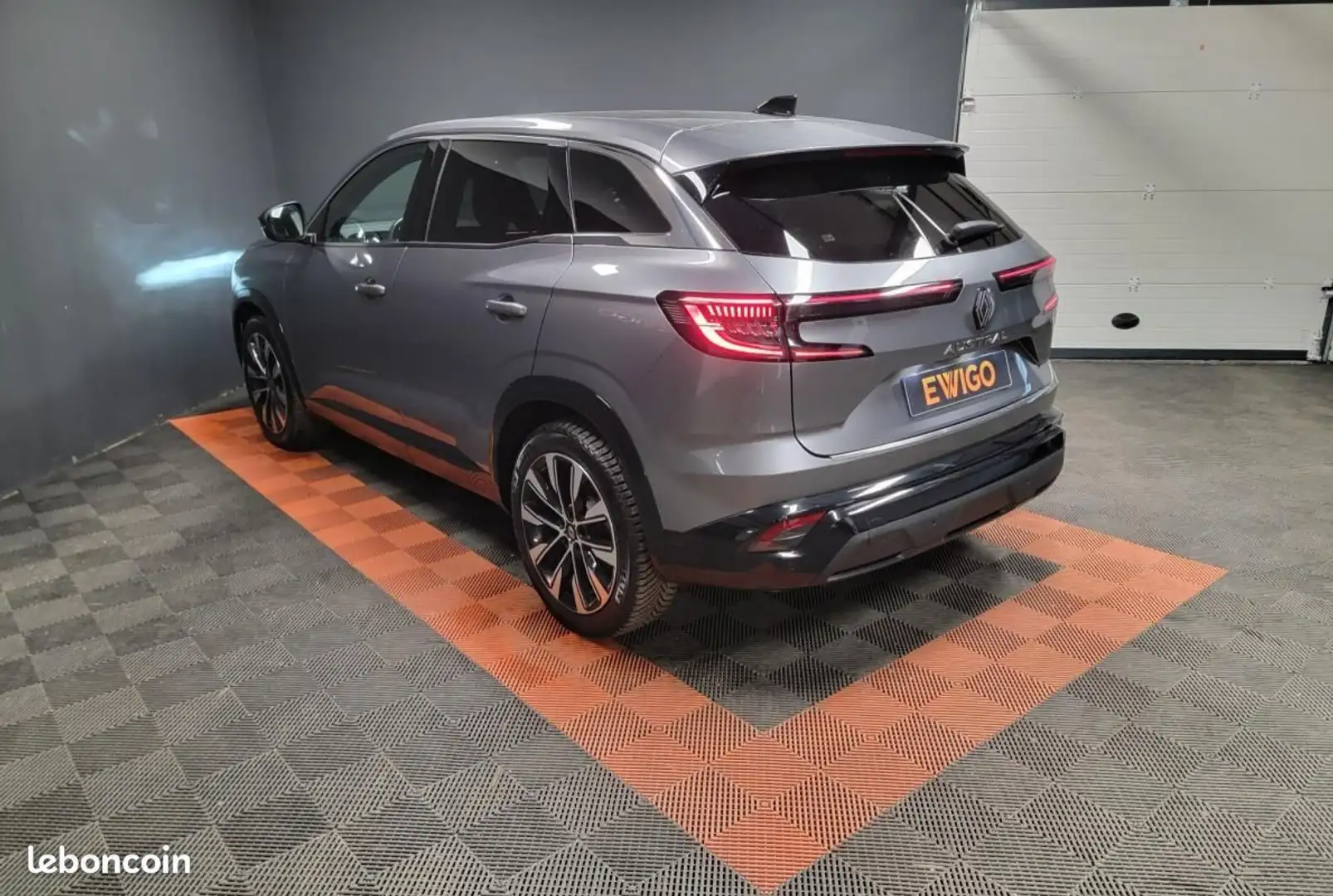 Renault Austral 1.3 TCE MICRO-HYBRID 160ch TECHNO BVA Gris - 2